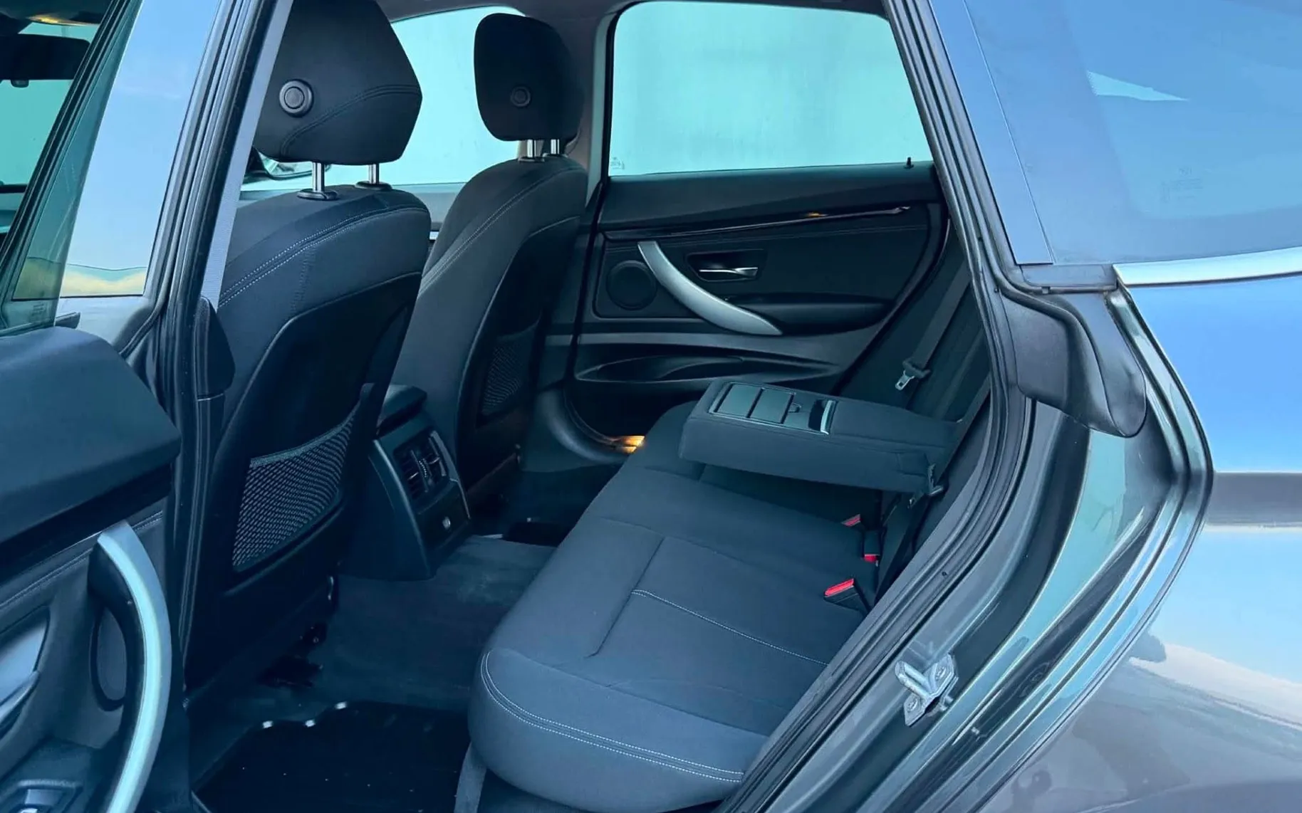 Notranja slika - BMW serija 3 Gran Turismo: - 318d-GT-SPORT-BI XENON-LIZING ZA TUJCE-NAVI-... - 10