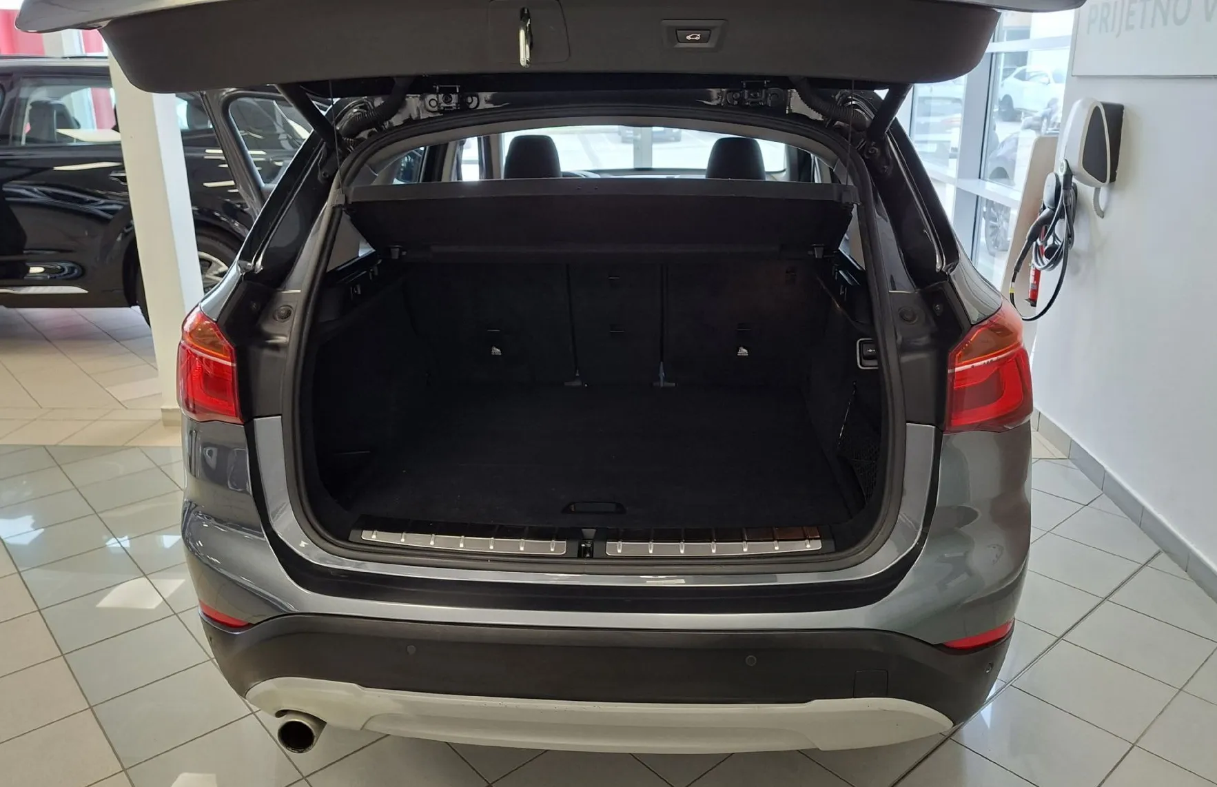 Zunanja slika - BMW X1 - serija :  xDrive18d Advantage-NAVI-ODLIČEN- - 16