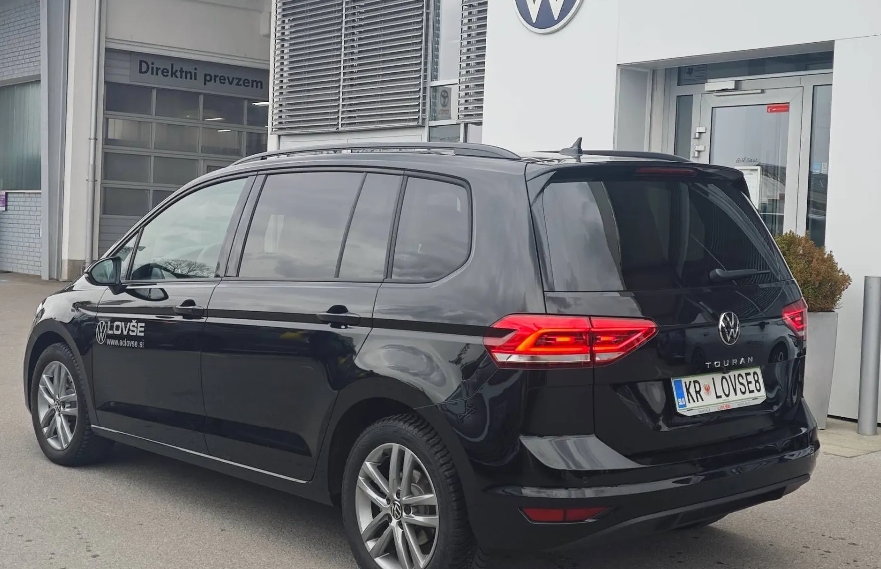 Zunanja slika - Volkswagen Touran - 2.0 TDI 4 ALL |PANORAMA|NAVI|FULL LED| - 5