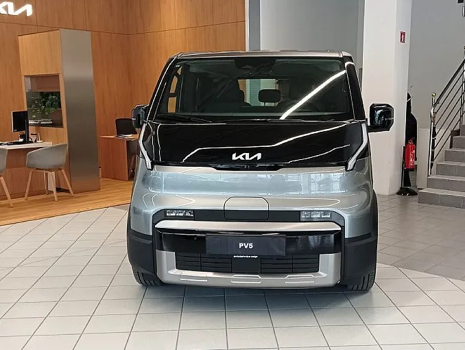 Zunanja slika - KIA PV5 - 71.2 kWh baterija 120 kW 163 KS  Quantum - 2