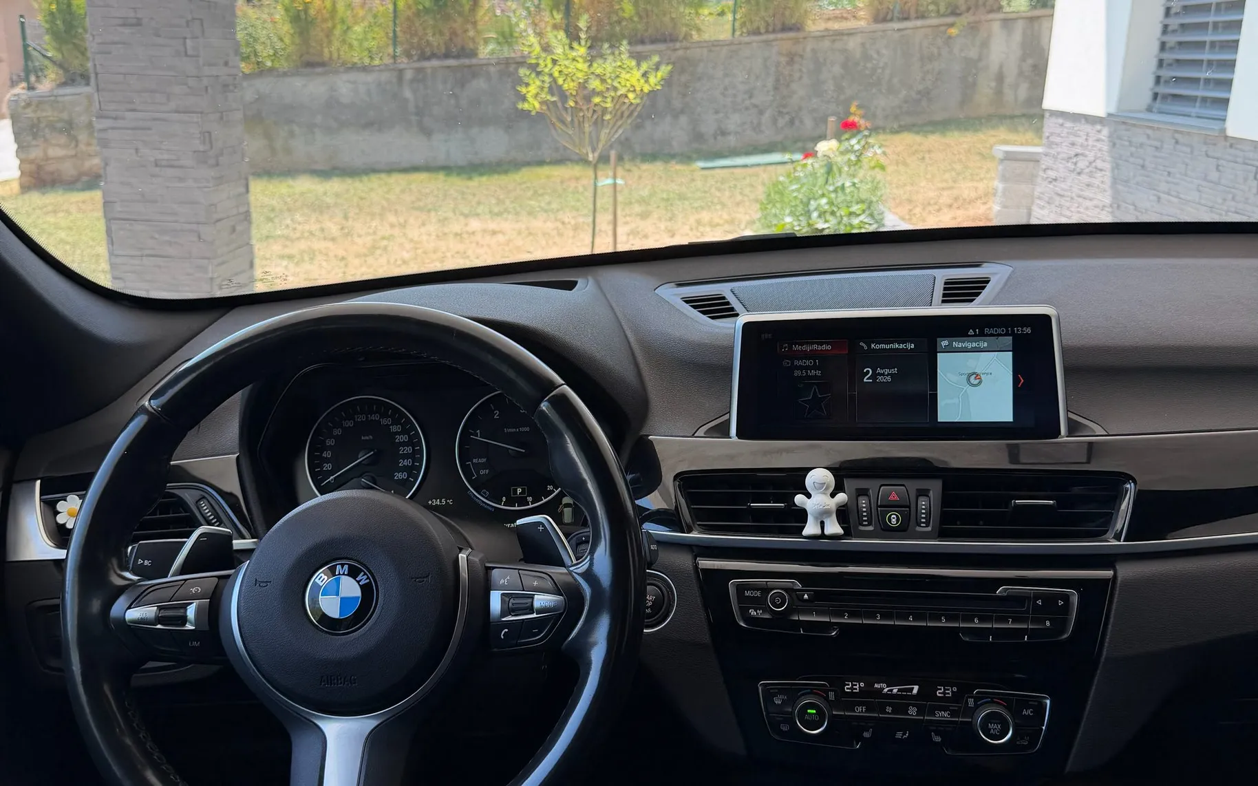 Notranja slika - BMW X1 - BMW serija : xDrive20d M Sport Avt. - 10