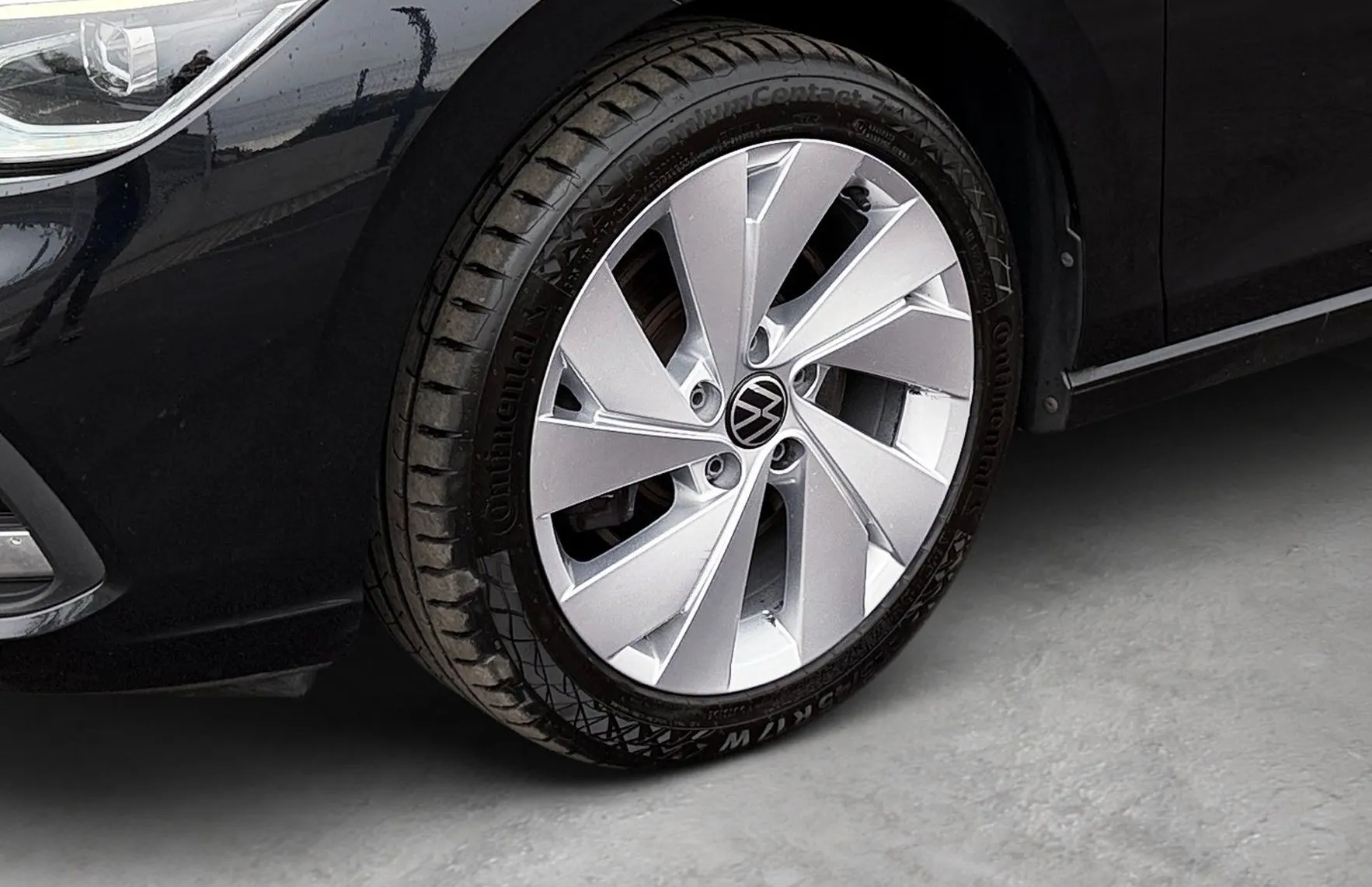 Zunanja slika - VW Golf - Variant 2.0 TDI BMT Style DSG-ACC-Mrtvi kot-Kamera-Masaža - 6
