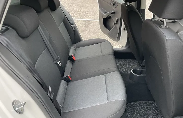 Zunanja slika - Škoda Rapid - Spaceback 1.2 TSI Active - 8