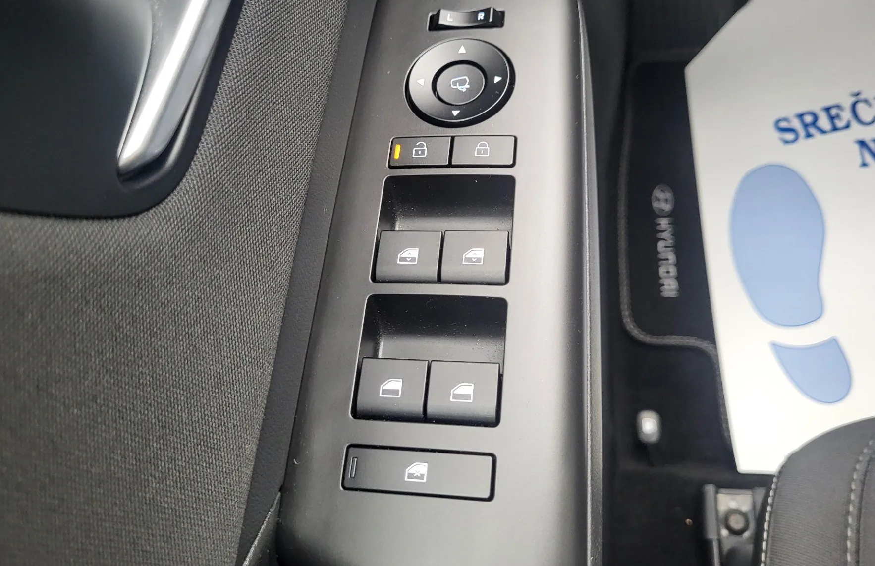 Zunanja slika - Hyundai Kona - 1.6 T-GDI Premium AUT-slo-1last-tov.garan-navi-alu - 15