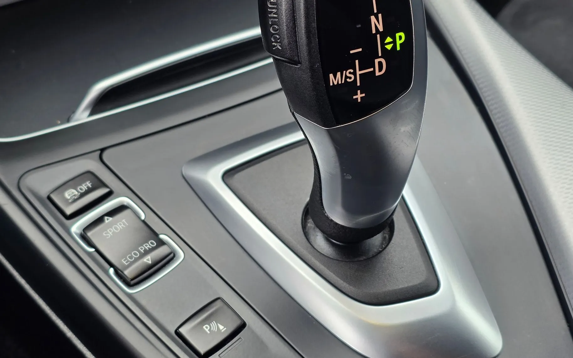 Zunanja slika - BMW Serija 1 - : 116D M SPORT LED-AVT.-NAVI-1.LASTNIK-SLOVENSKI - 17