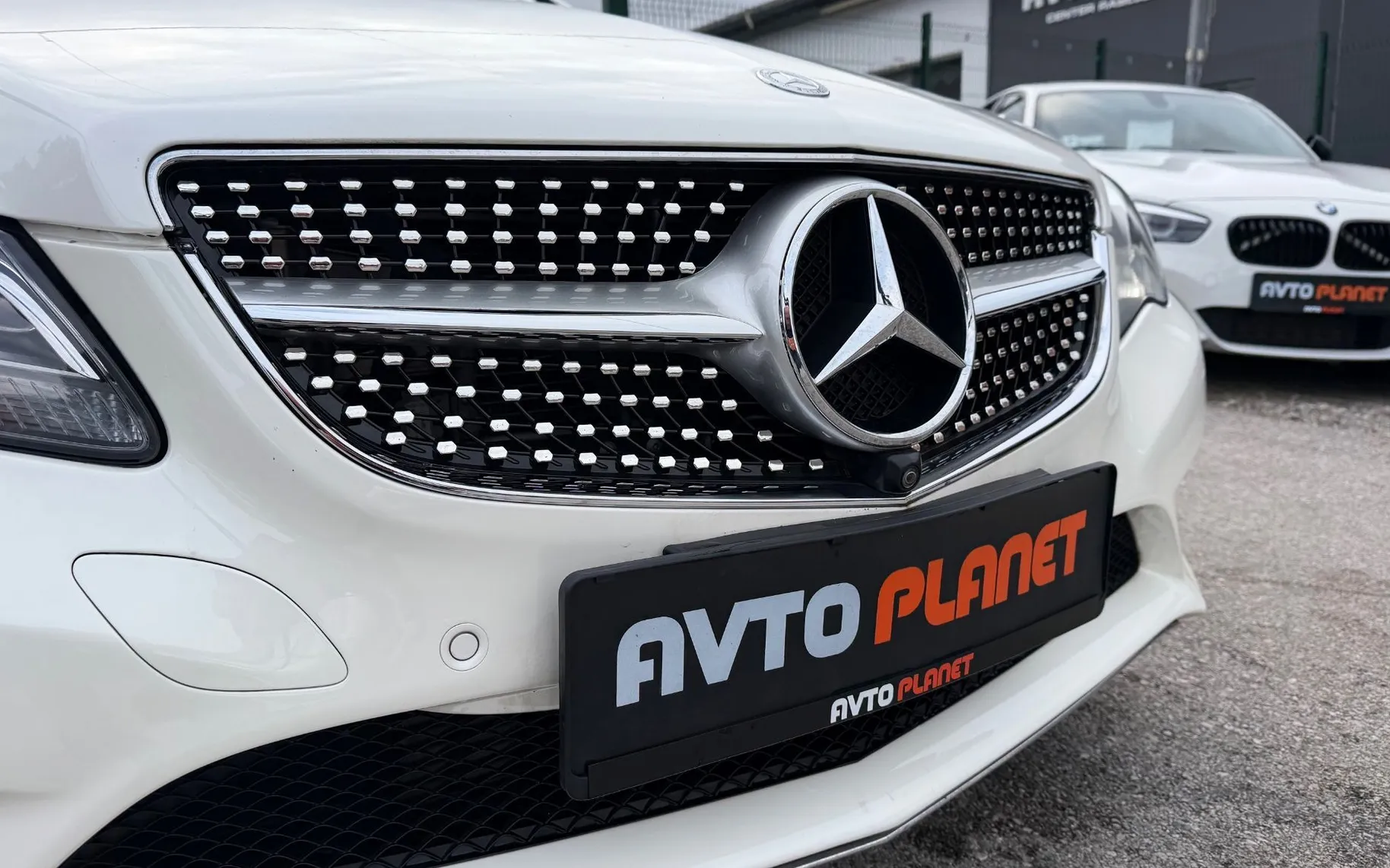 Zunanja slika - Mercedes-Benz E-Razred - E 250 CDI AUT. SPORT 1.LASTNIK FULL LED NAVI ALU18 - 12