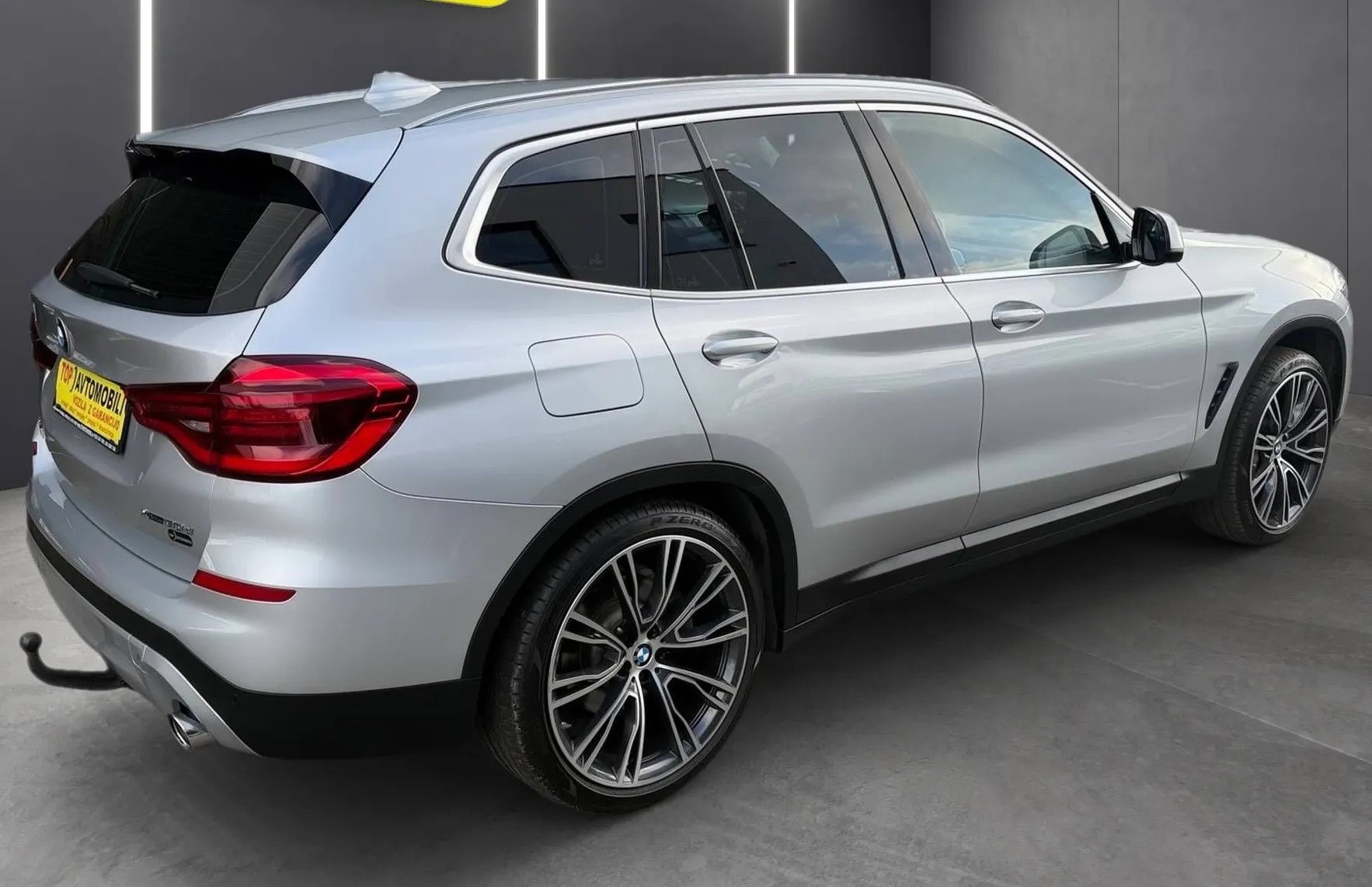 Zunanja slika - BMW X3 - serija : xDrive30d LED PDC TEMPOMAT USNJE KLJUKA  TOP - 7