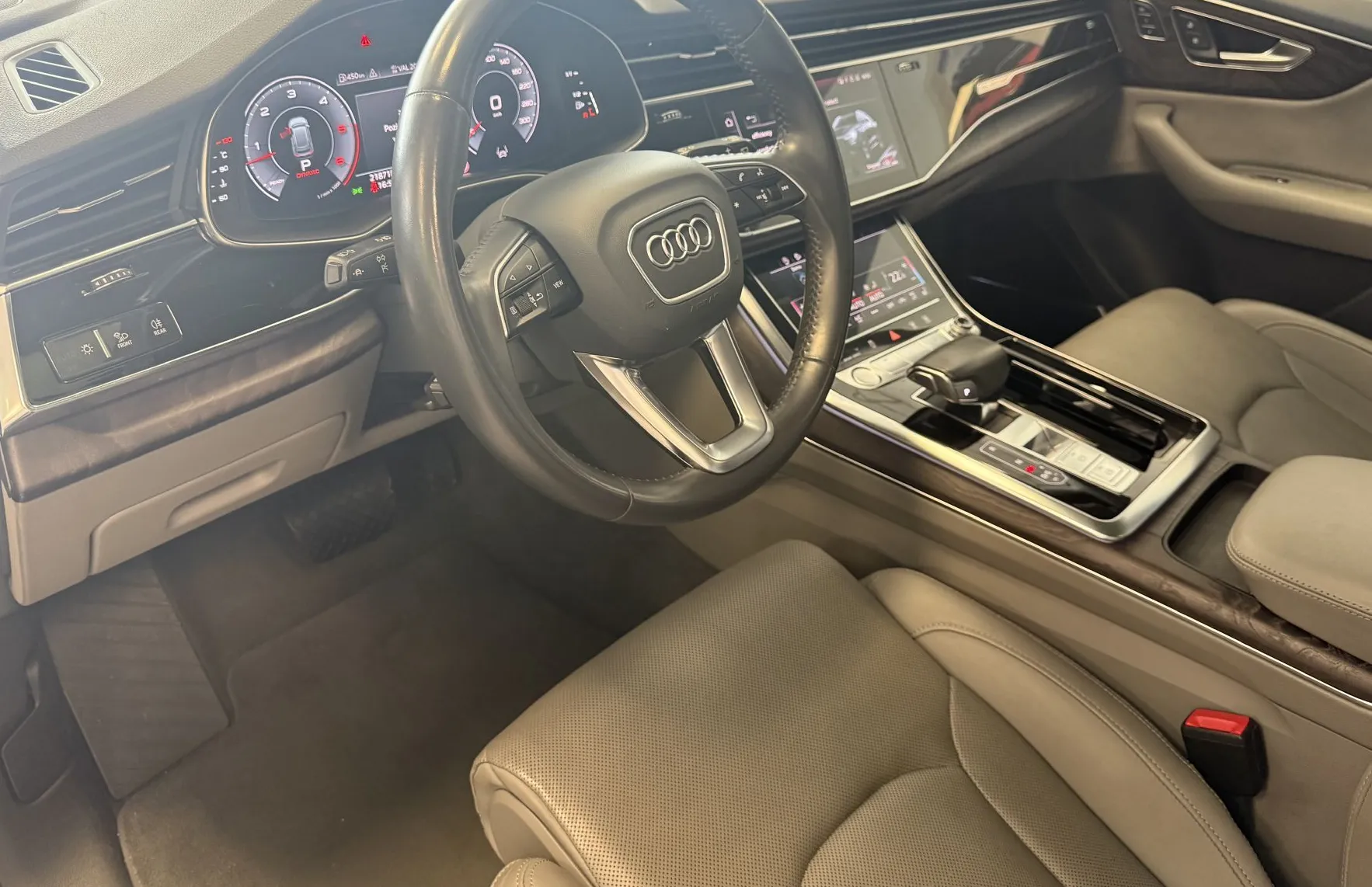 Zunanja slika - Audi Q8 - 50 TDI QUATTRO-S-LINE -PANORAMA-ZRAČNO-360¨ KAMER - 12