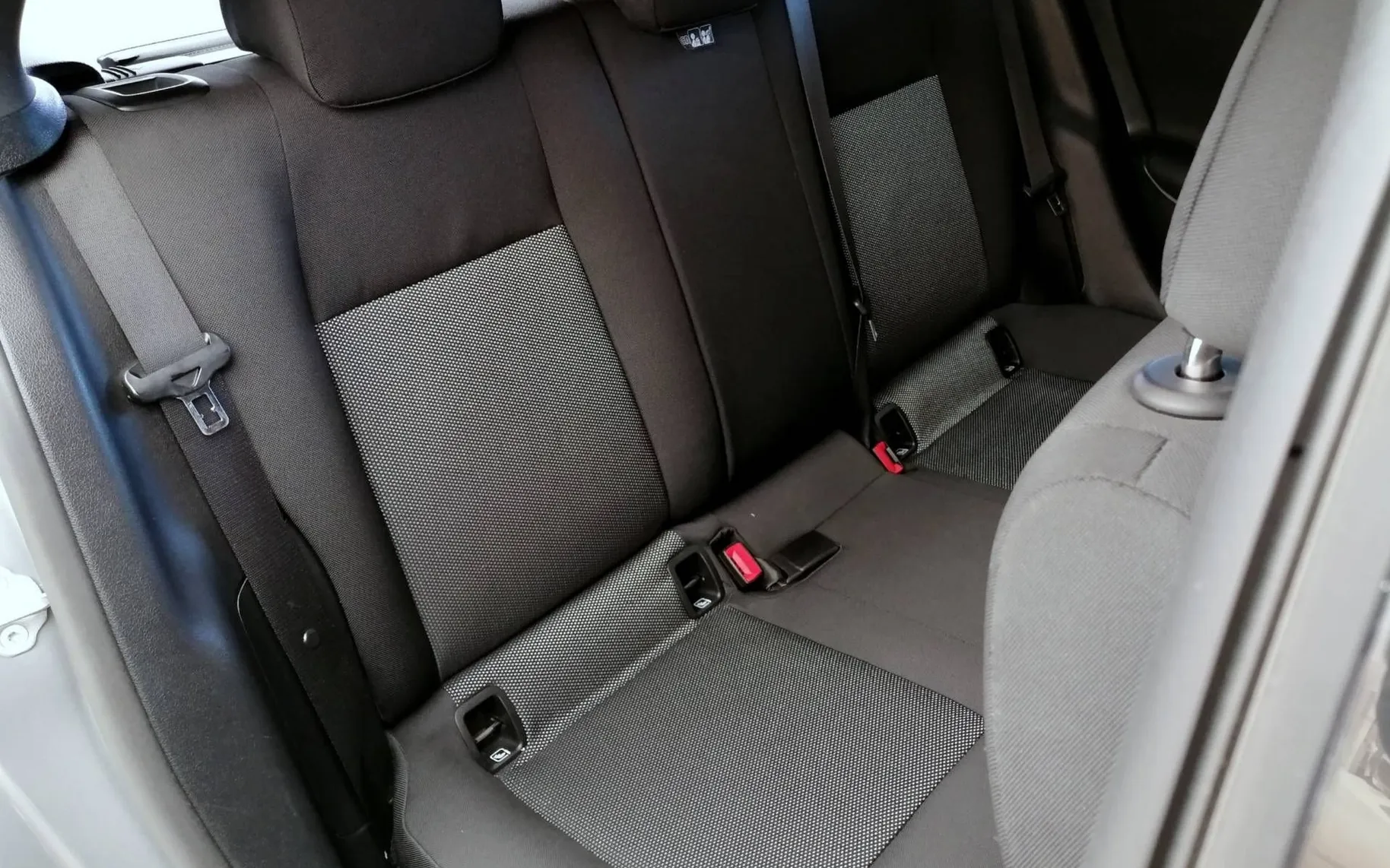 Notranja slika - Mercedes-Benz CLA Shooting Brake - 2.0 d Shooting Brake FULL LED AUTOMATIC 1.LASTNIK - 8