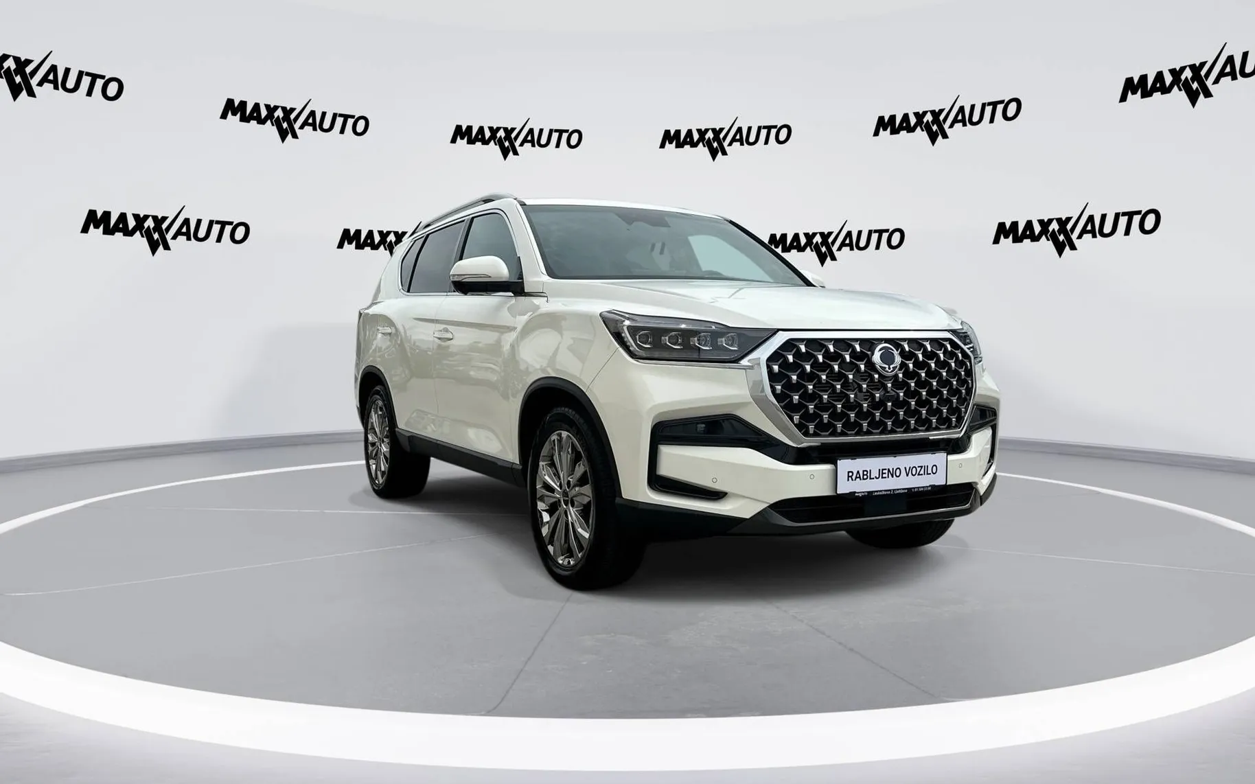 Zunanja slika - SsangYong Rexton - 2.2 XDI AWD Limited Exclusive Panorama+ Avt. - 3