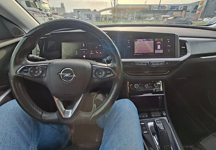 Zunanja slika - Opel Grandland - 1.2 Turbo Tech   Design Avt. 130KM - 5