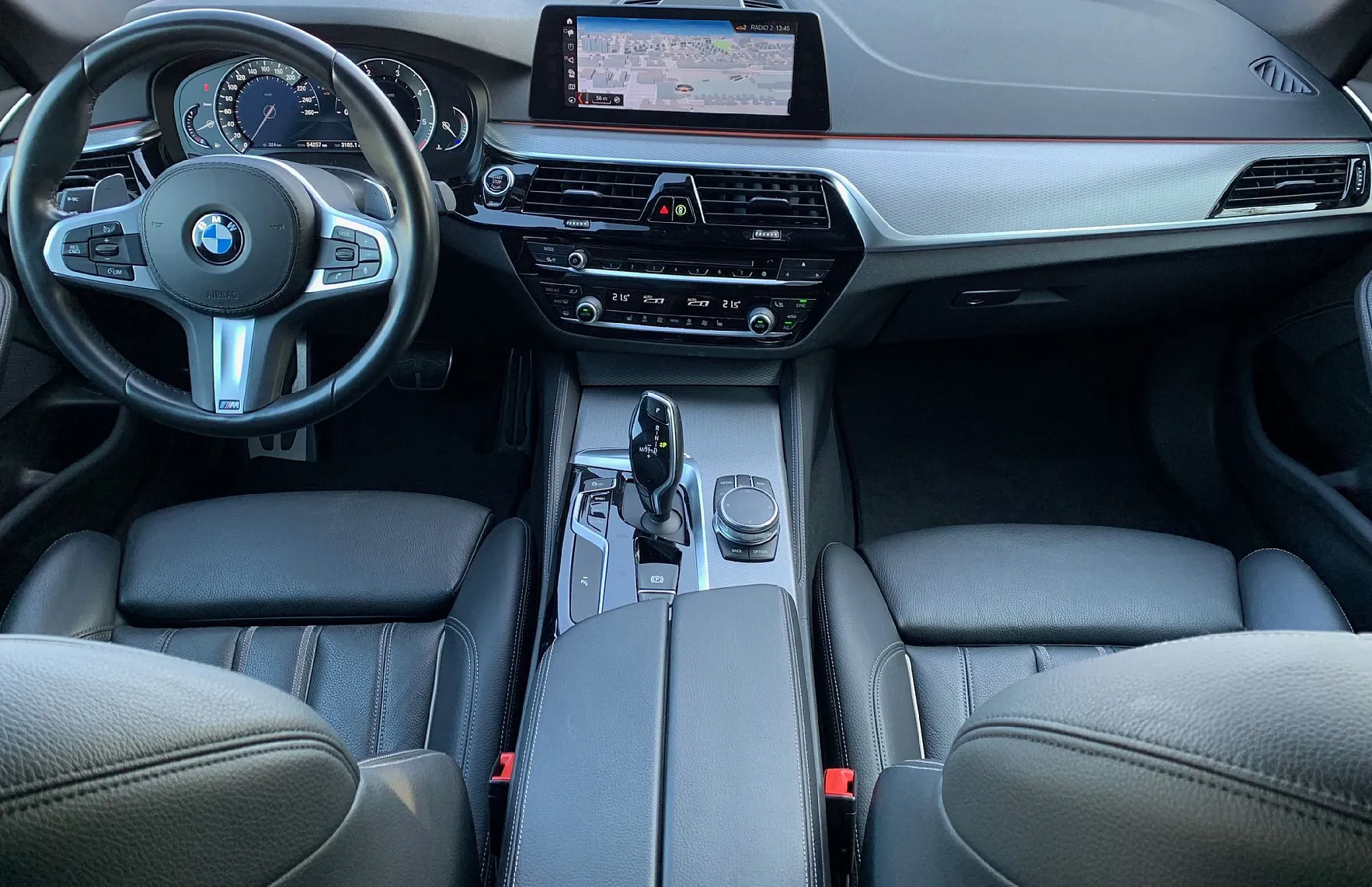 Zunanja slika - BMW Serija 5 - Touring: 520d xDrive  Avt.NEPOZABNO DOŽIVETJE - 11