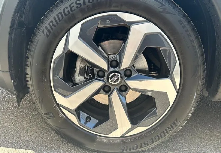 Zunanja slika - Nissan Qashqai - 1.3 DIG-T MHEV N-Connecta X-Tronic - 11