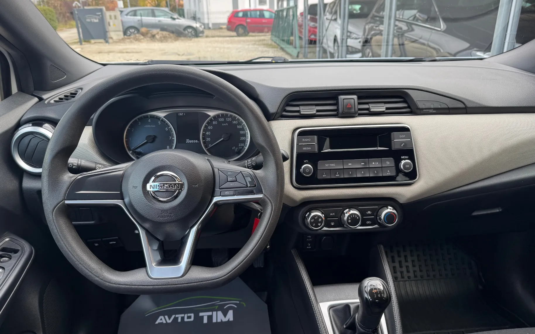 Zunanja slika - Nissan Micra - 1,0 Visia - 14