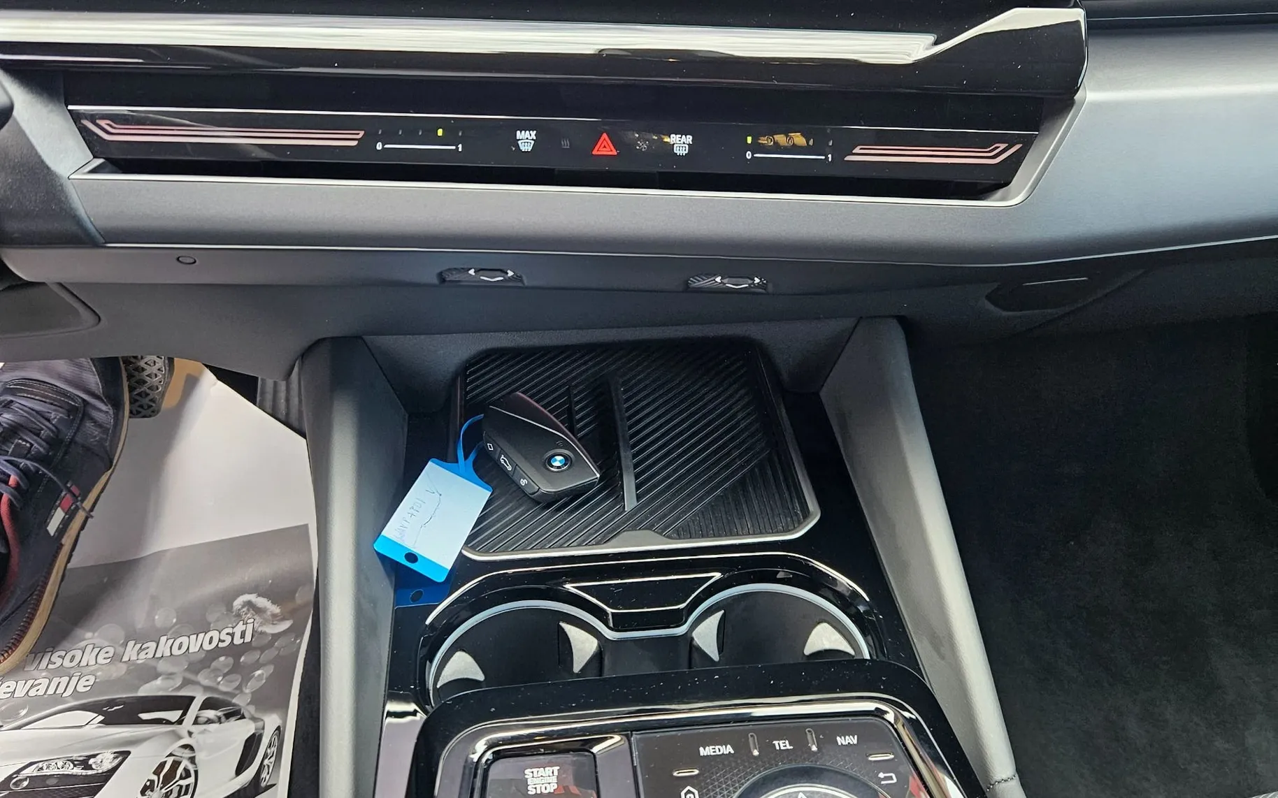 Notranja slika - BMW serija 5 Touring: - 520d  AT   1.LASTNIK SLO VIRTUAL  LED... - 21