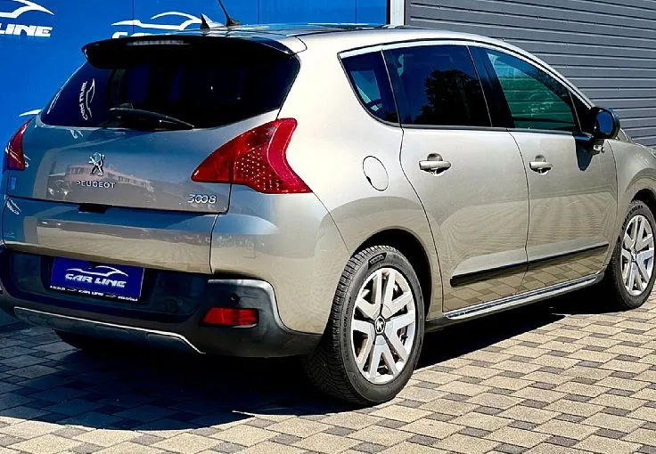 Zunanja slika - Peugeot 3008 - Hybrid4 2.0 HDi Avt. - 4