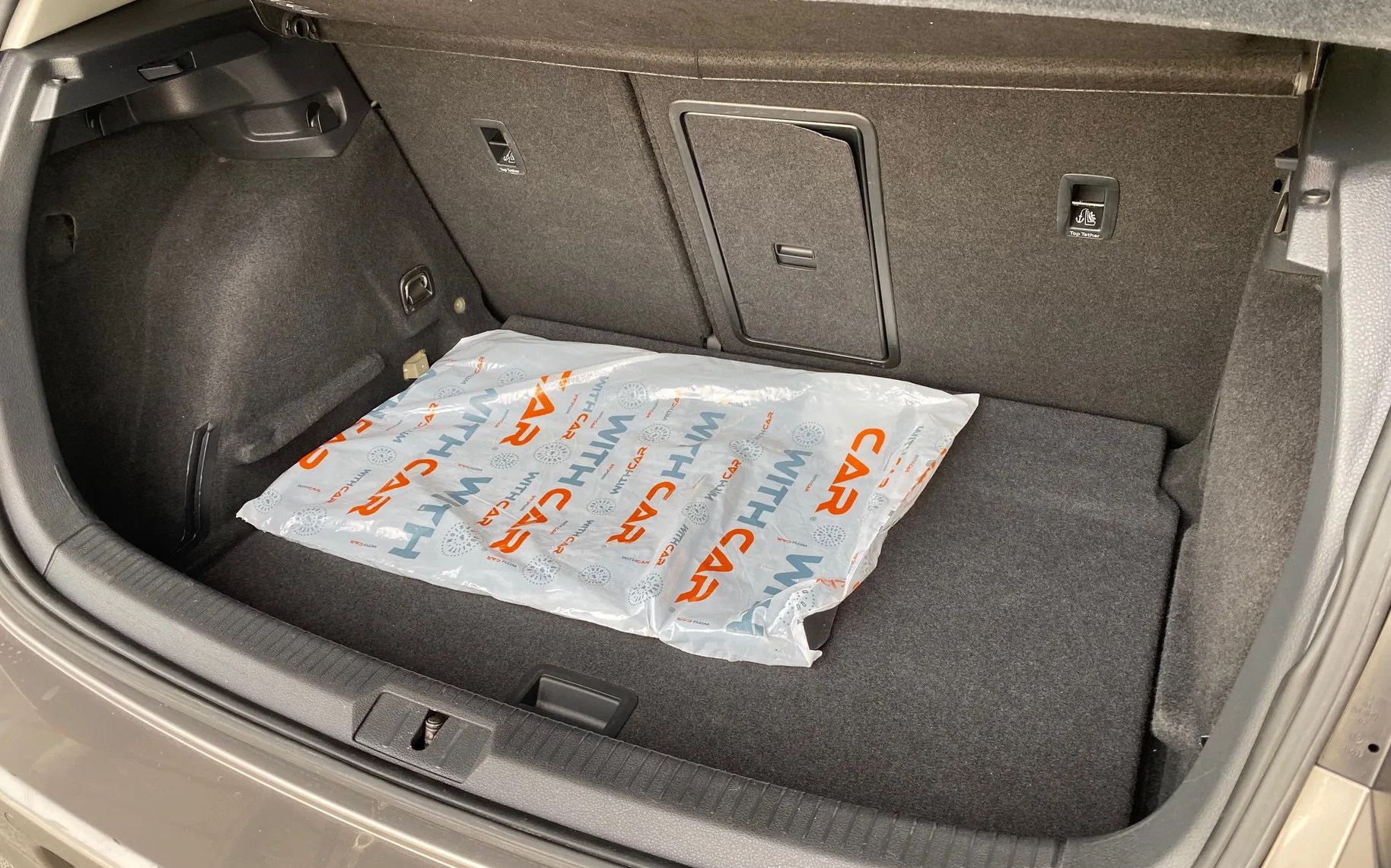 Notranja slika - Volkswagen Golf - Golf - 16