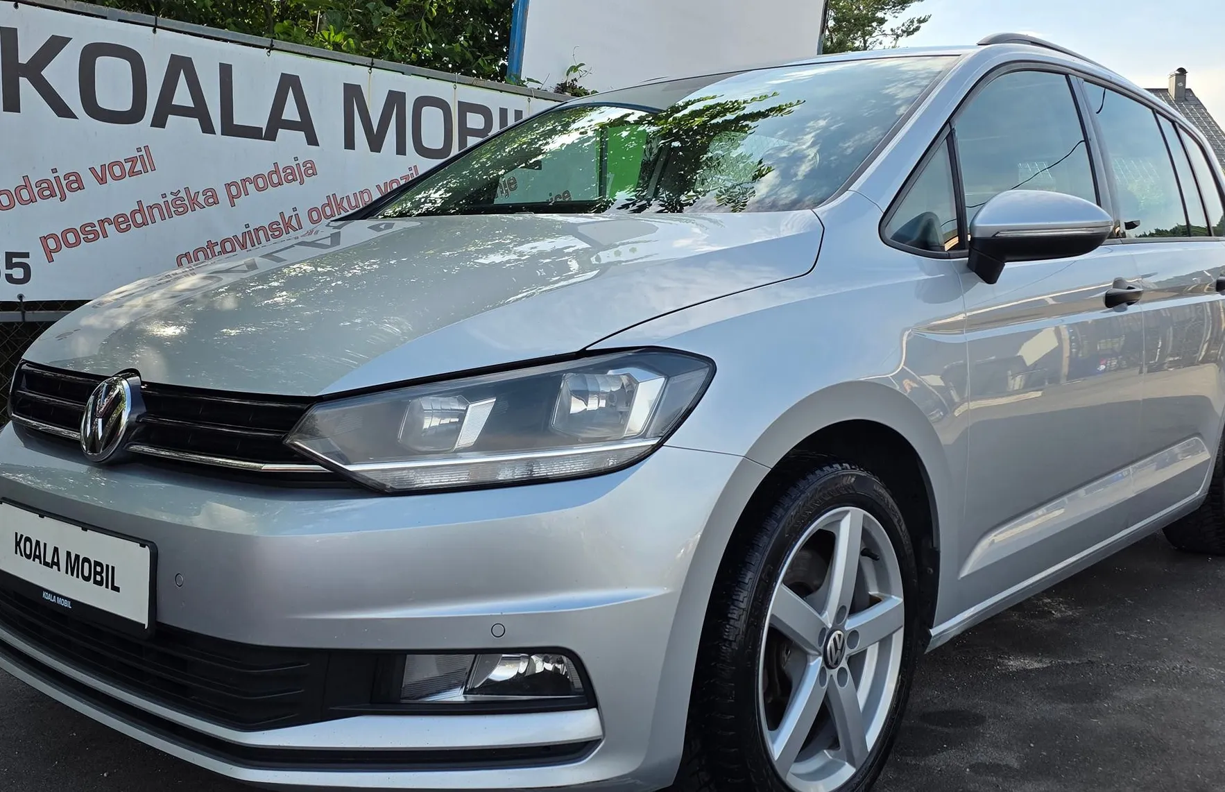 Zunanja slika - Volkswagen Touran - 1.6 TDI BMT COMFORTLINE ALU PLATIŠČA-PDC-1.LASTNIK - 18