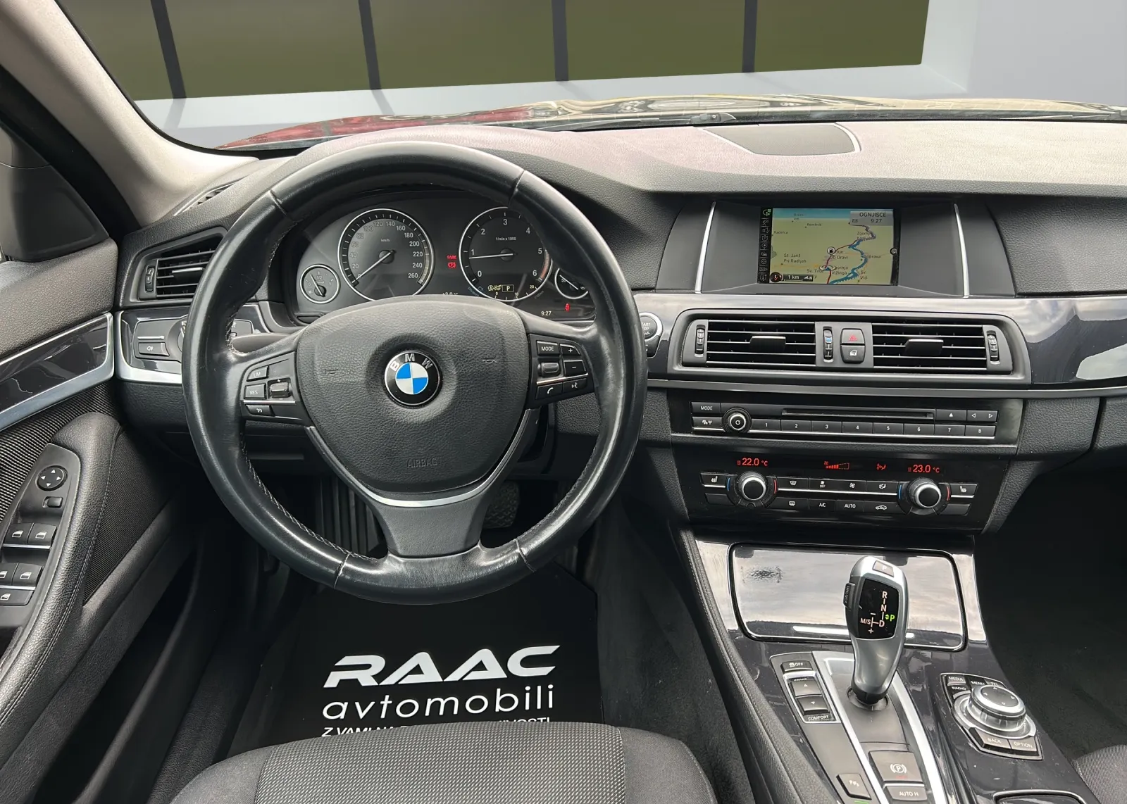 Zunanja slika - BMW serija 5 Touring - Serija 5 520d touring Avt. - 10