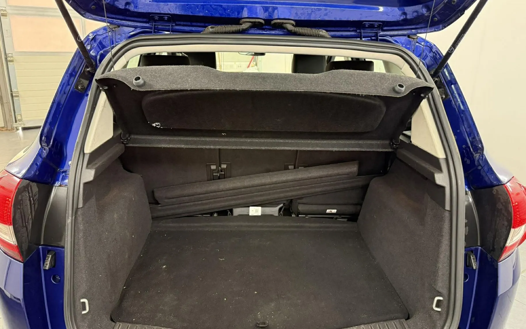 Zunanja slika - Ford C-MAX - 1.5 TDCi 88 kW Trend - 11