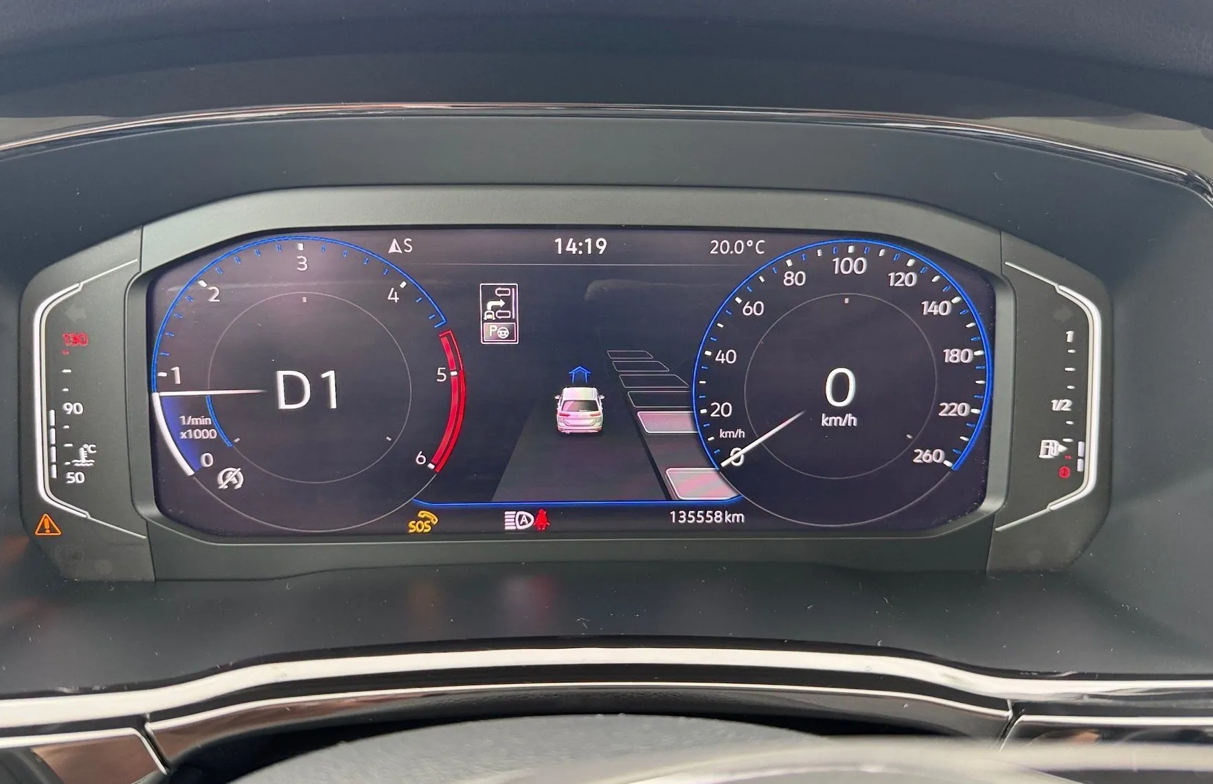 Zunanja slika - VW Touran - 2.0 TDI BMT Highline DSG-7sedežev-Panorama-Masaža - 17