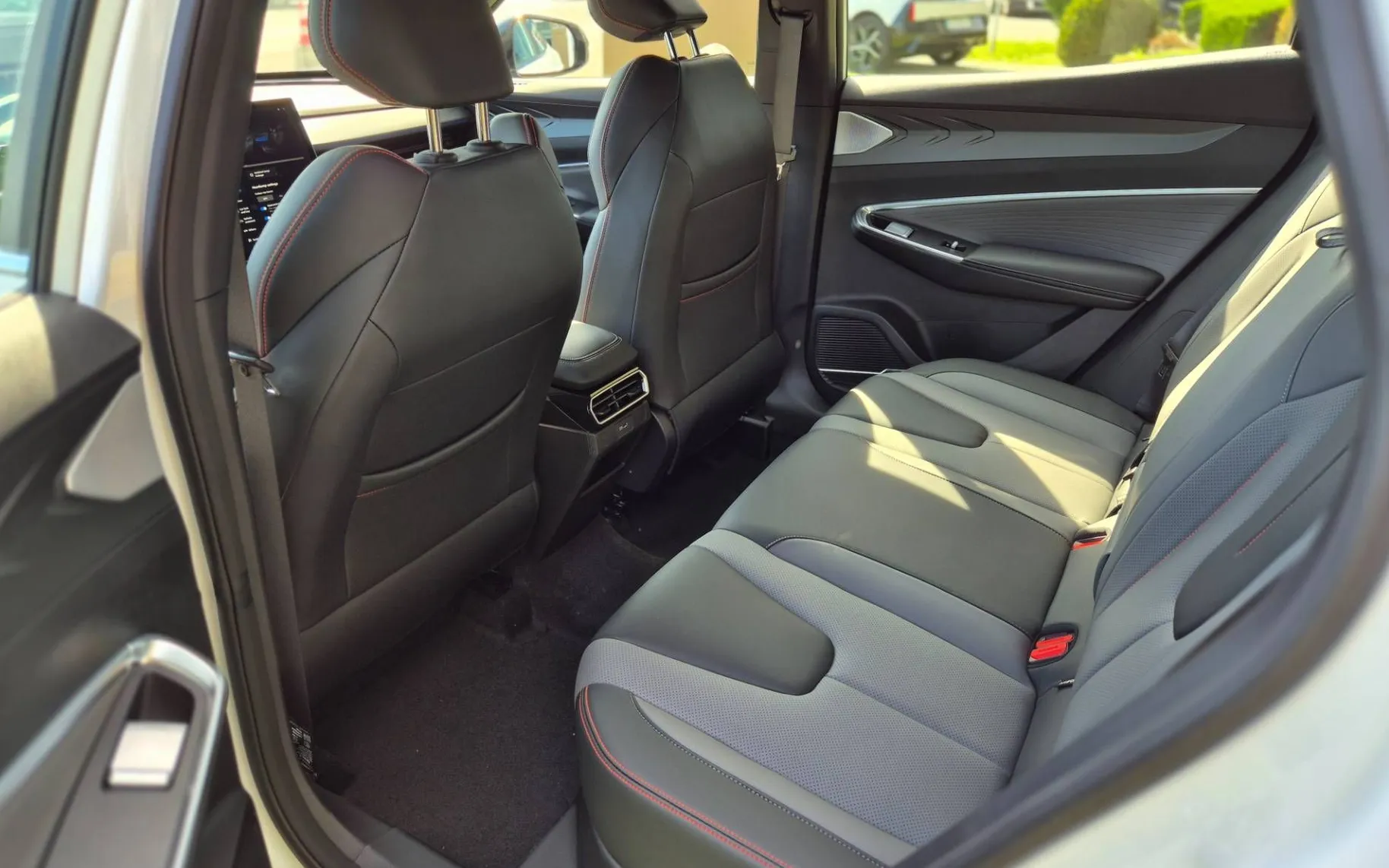 Zunanja slika - Geely Cityray - 1.5 7DCT FWD GK POPUST 4000€ - 8