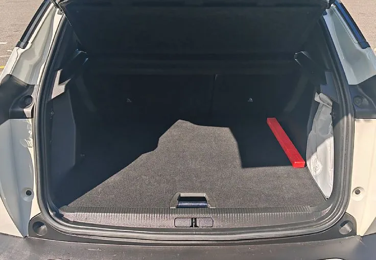 Zunanja slika - Peugeot 2008 - 1.2 PureTech 130 S S Active Pack°°Velik servis°° - 7