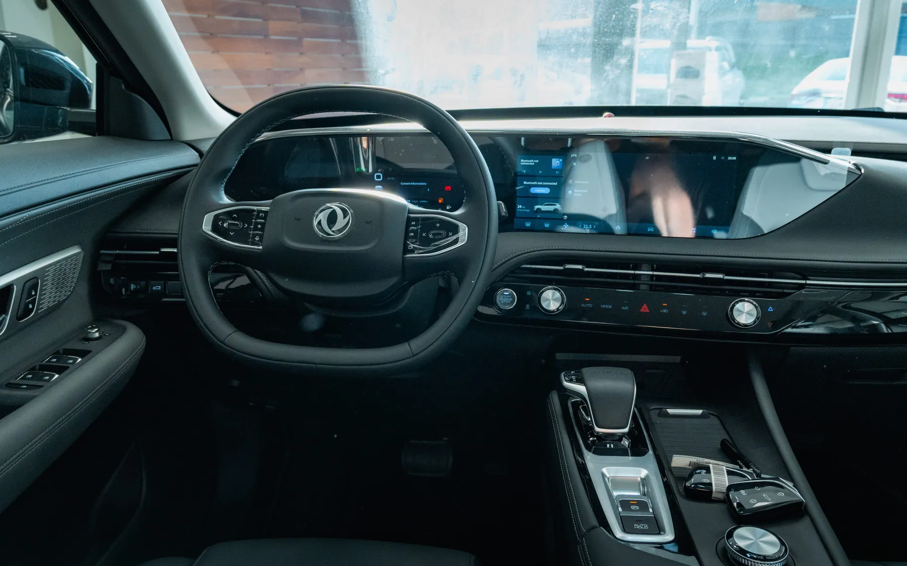 Notranja slika - Dongfeng Huge - SUV - 10