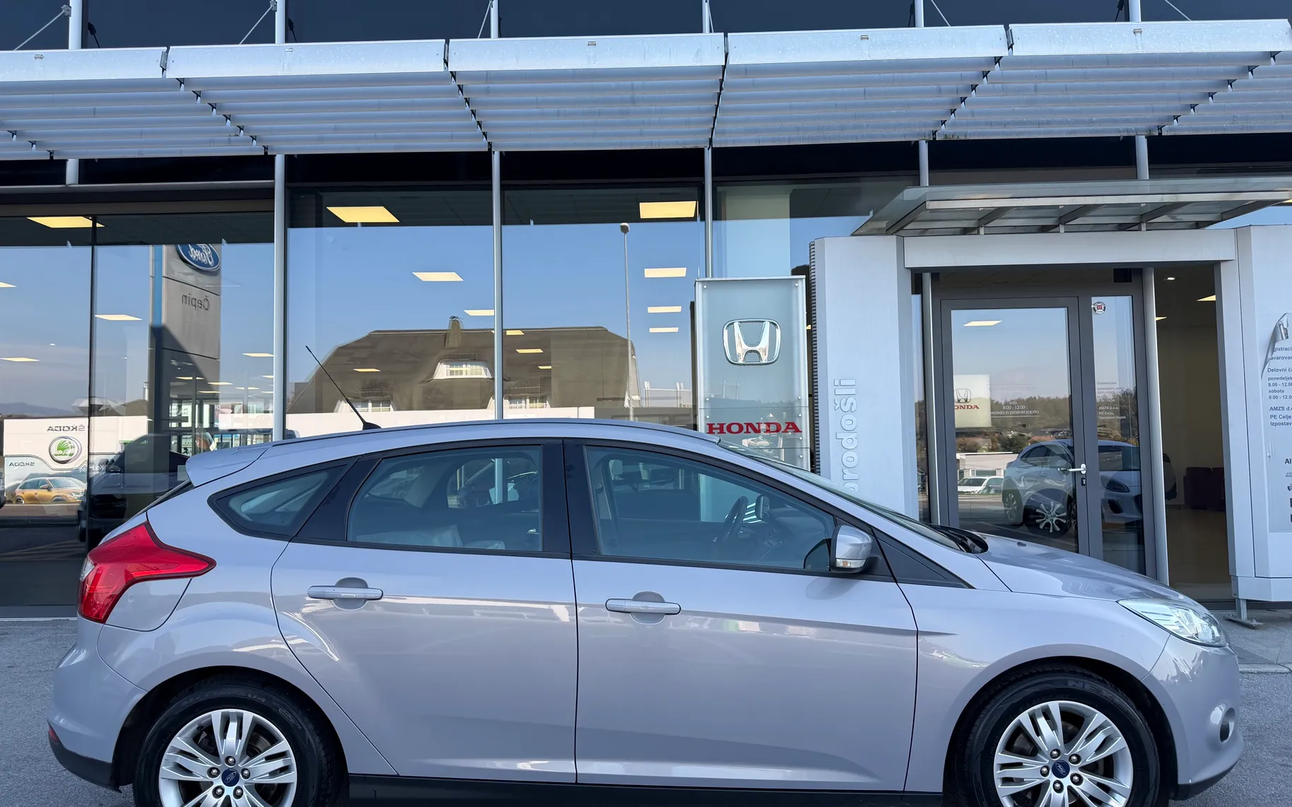Zunanja slika - Ford Focus - 1.0 ECOBOOST AMBIENTE I 1. LASTNIK I - 5