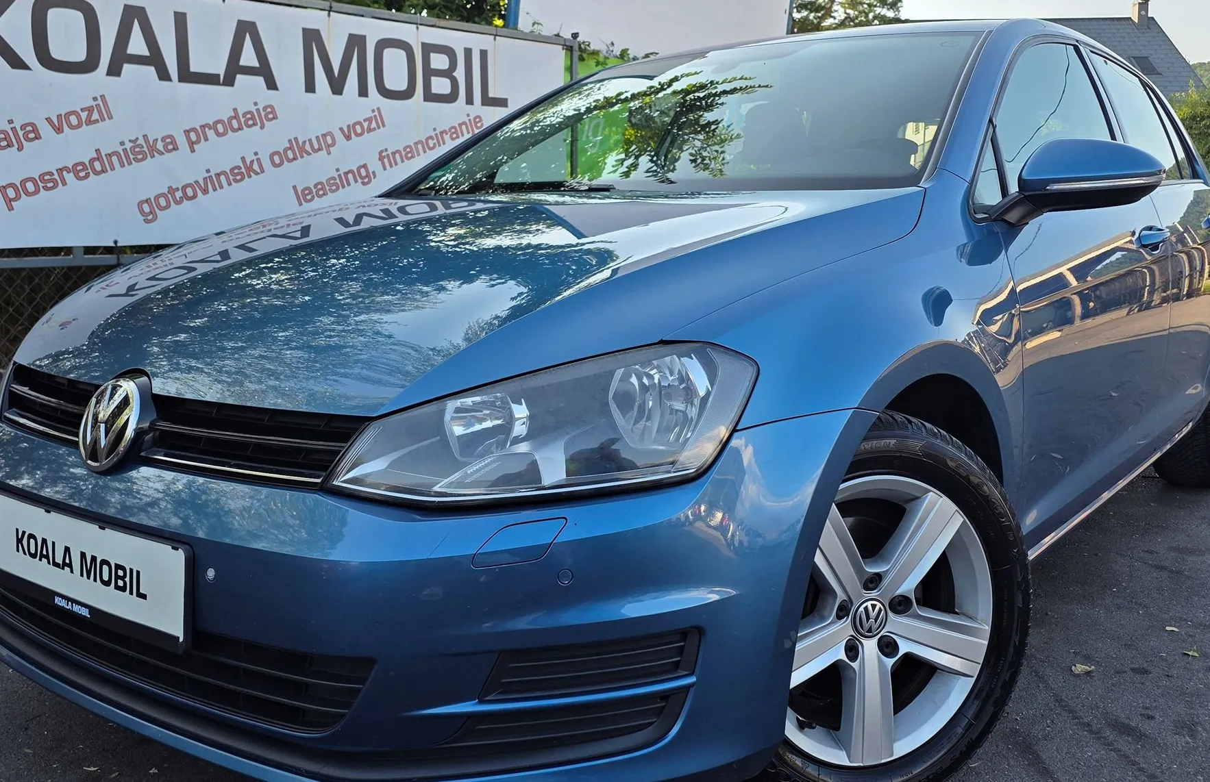Zunanja slika - Volkswagen Golf - 2.0 TDI BMT HIGHLINE DSG GRETJE SEDEŽEV-ALU-PDC - 1