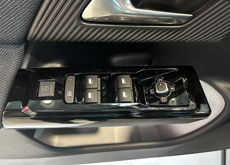 Zunanja slika - Citroën C5 Aircross - PLUS Hibrid 145 avtomatik 107kW - 10