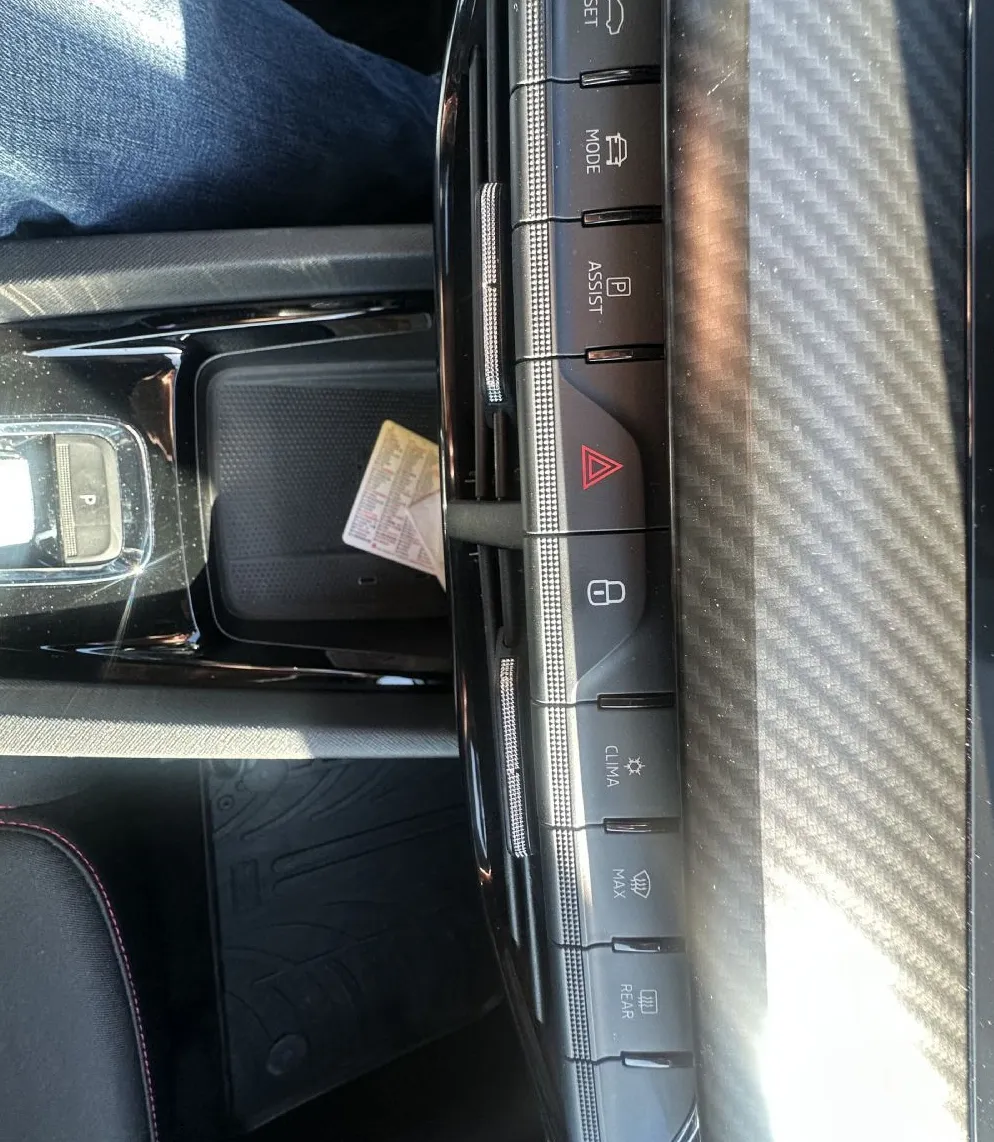Zunanja slika - Škoda Octavia - 2.0 TSI RS 245 DSG.KAMERA.LED.KLJUKA.SLOVENSKI - 14