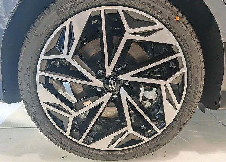 Zunanja slika - Hyundai Ioniq 6 - IMPRESSION°°77kWh - 9