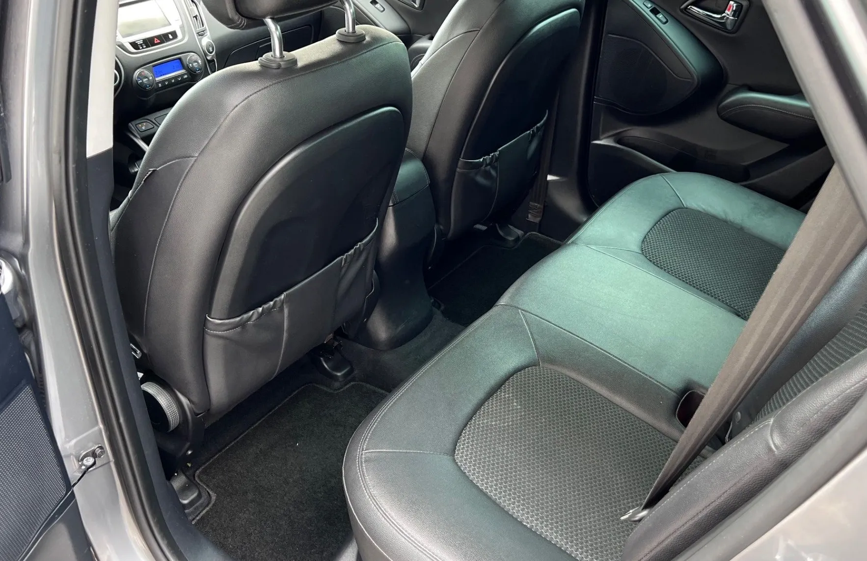 Zunanja slika - Hyundai ix35 - 4WD 2.0 CRDi+1.LAST+SLO+NAVI+R.KAMERA... - 20
