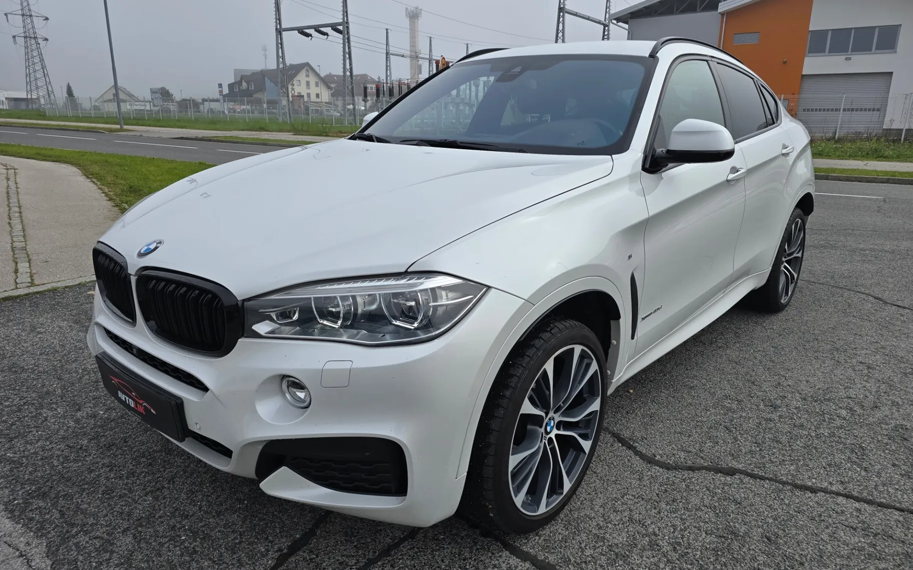 Zunanja slika - BMW X6 - xDrive 40d Avt. - 1
