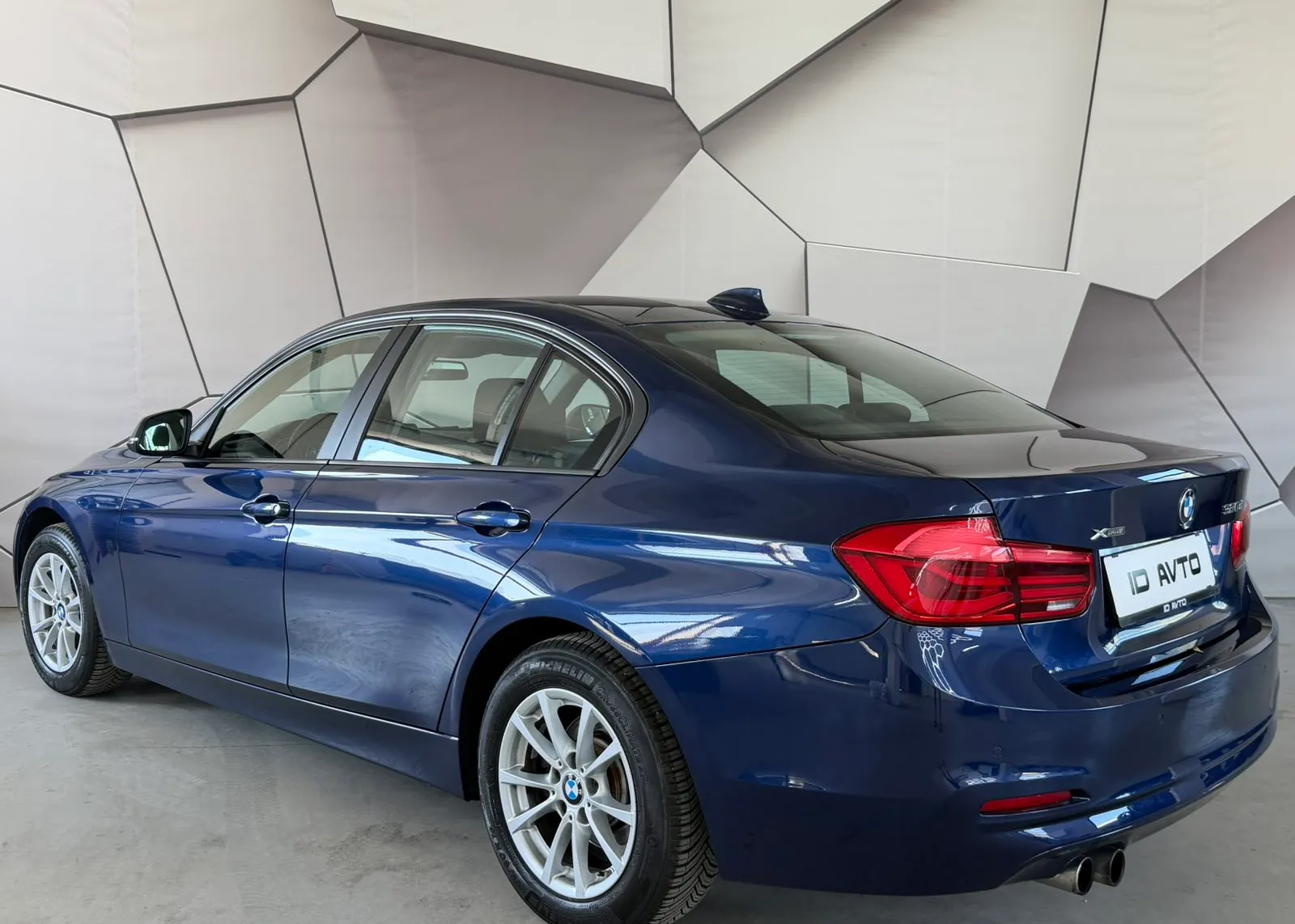 Zunanja slika - BMW Serija 3 - 320D XDRIVE - 3