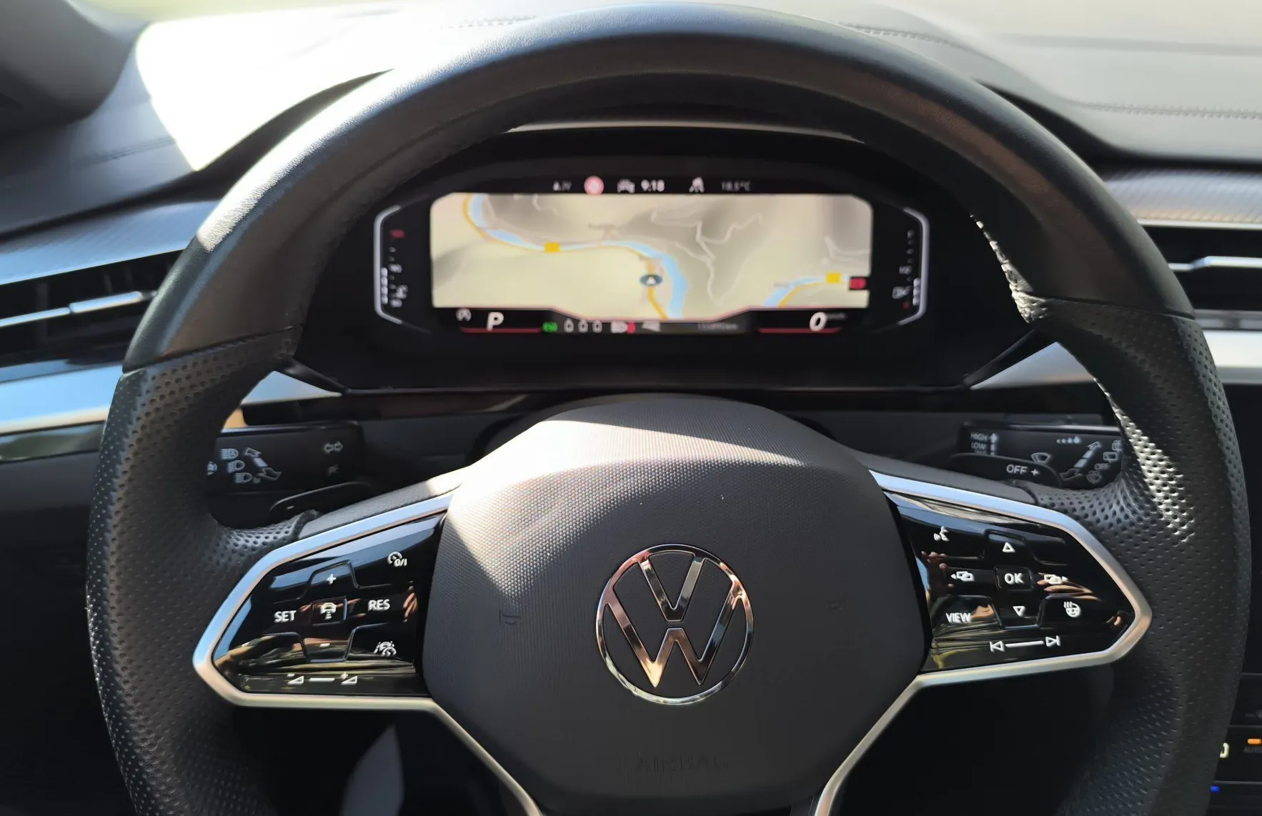Zunanja slika - Volkswagen Arteon - Shooting Brake SB 4motion 2.0 TSI BMT R-LINE DSG 280 PS-MA - 9