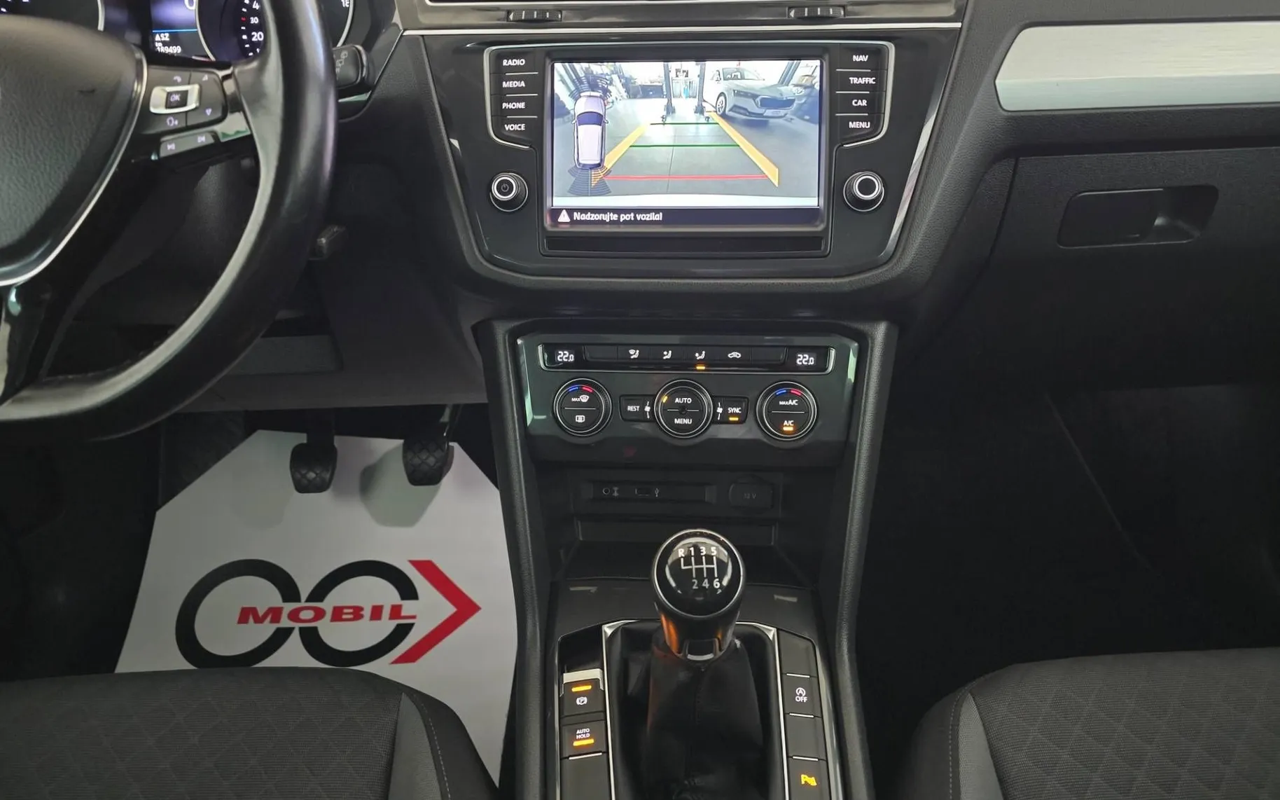 Notranja slika - Volkswagen Tiguan - 2.0 TDI BMT Comfortline - FULL LED.navi.kamera.ACC - 17