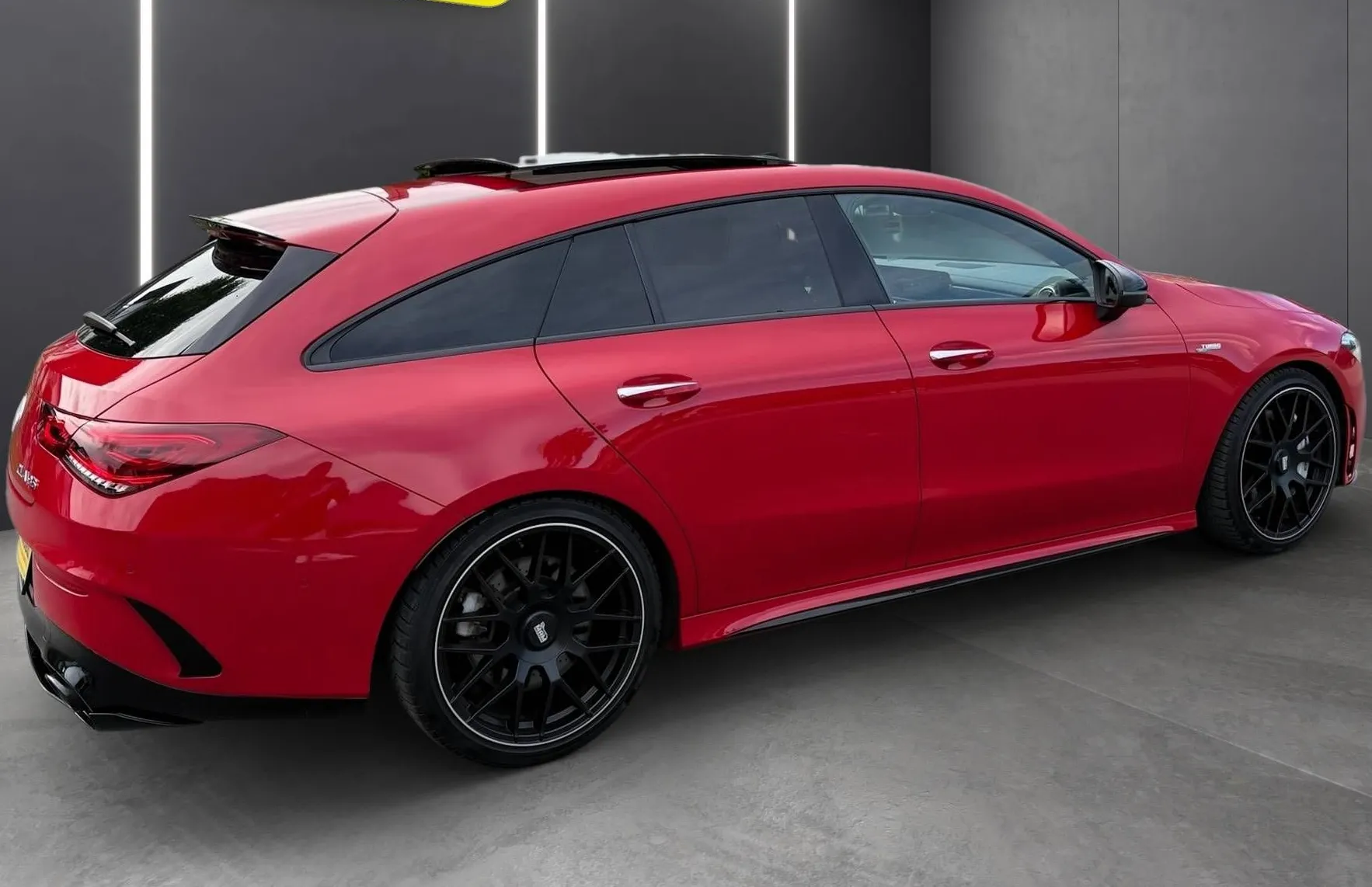 Zunanja slika - Mercedes-Benz CLA-Razred - CLA Shooting Brake AMG CLA 35 4MATIC FUL LED ACC NAVI KAMERA PANO - 7