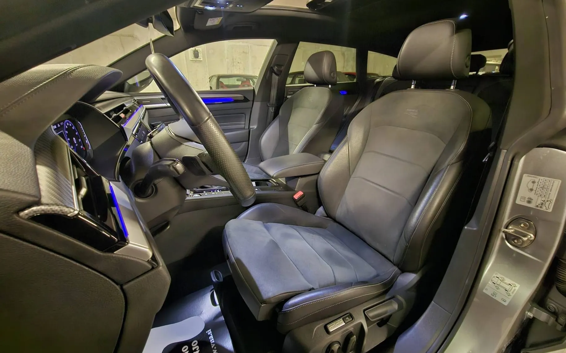 Notranja slika - Volkswagen Arteon Shooting Brake - Arteon 4motion 2.0 TDI R-LINE |PANO|IQ-LED|AMBIENT - 8