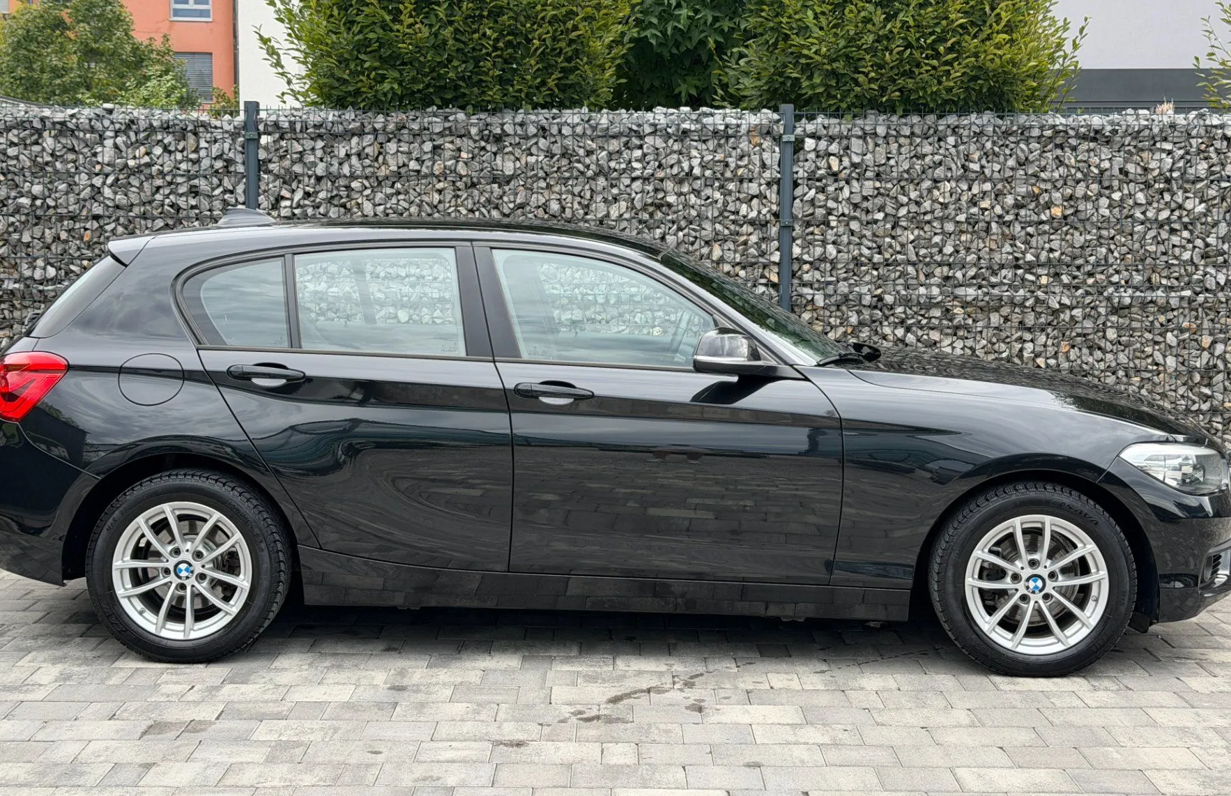 Zunanja slika - BMW Serija 1 - : 114d M Sport | Navi | PDC | LED - 7