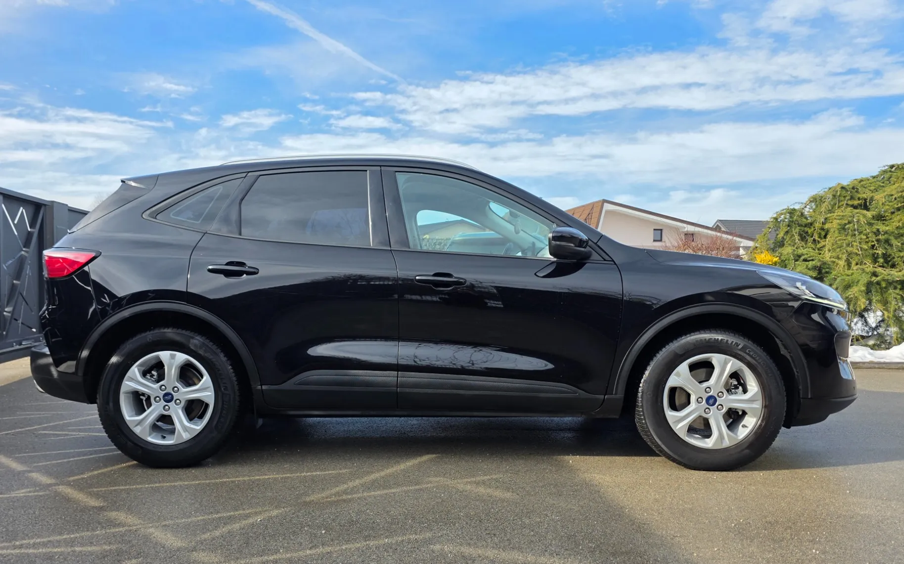 Zunanja slika - Ford Kuga - 1,5 EcoBoost Titanium - 5