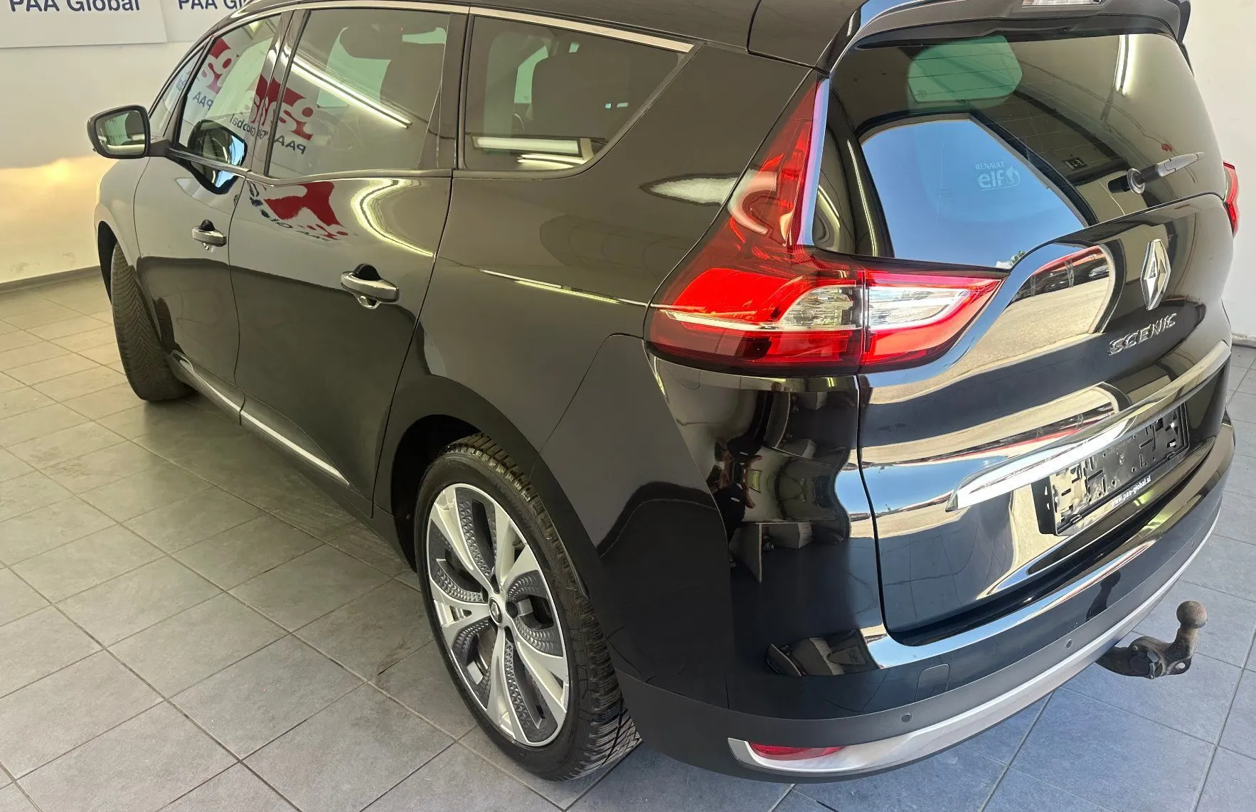 Zunanja slika - Renault Scénic - Grand Scenic Blue dCi 120 Intens.KAMERA.NAVI.USNJE.KLJUKA.7SEDE - 16