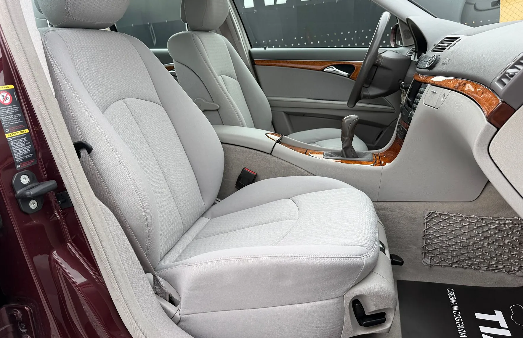 Zunanja slika - Mercedes-Benz E-Razred - E 280 CDI ELEGANCE-PREVOZENIH SAMO 64.000KM - 13