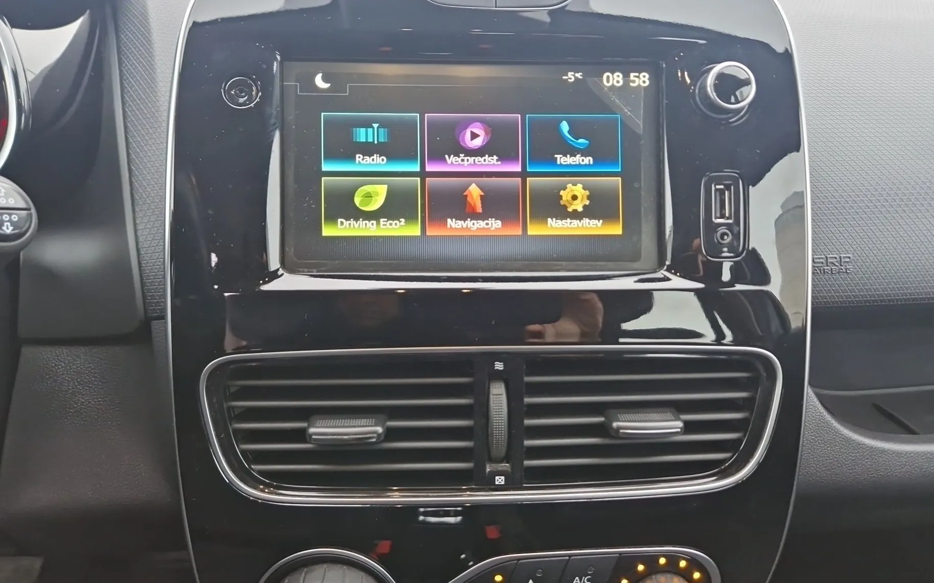 Zunanja slika - Renault Clio - Grandtour Intens Energy TCe 90 - 12