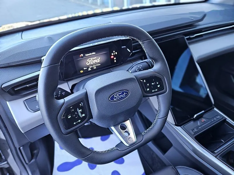 Zunanja slika - Ford Capri - Select 77 kWh 210 kW  286 KM - 4