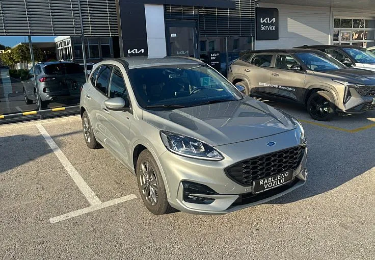 Zunanja slika - Ford Kuga - 1.5 EcoBoost ST-Line. 1.lastnik. vlečna kljuka. - 1