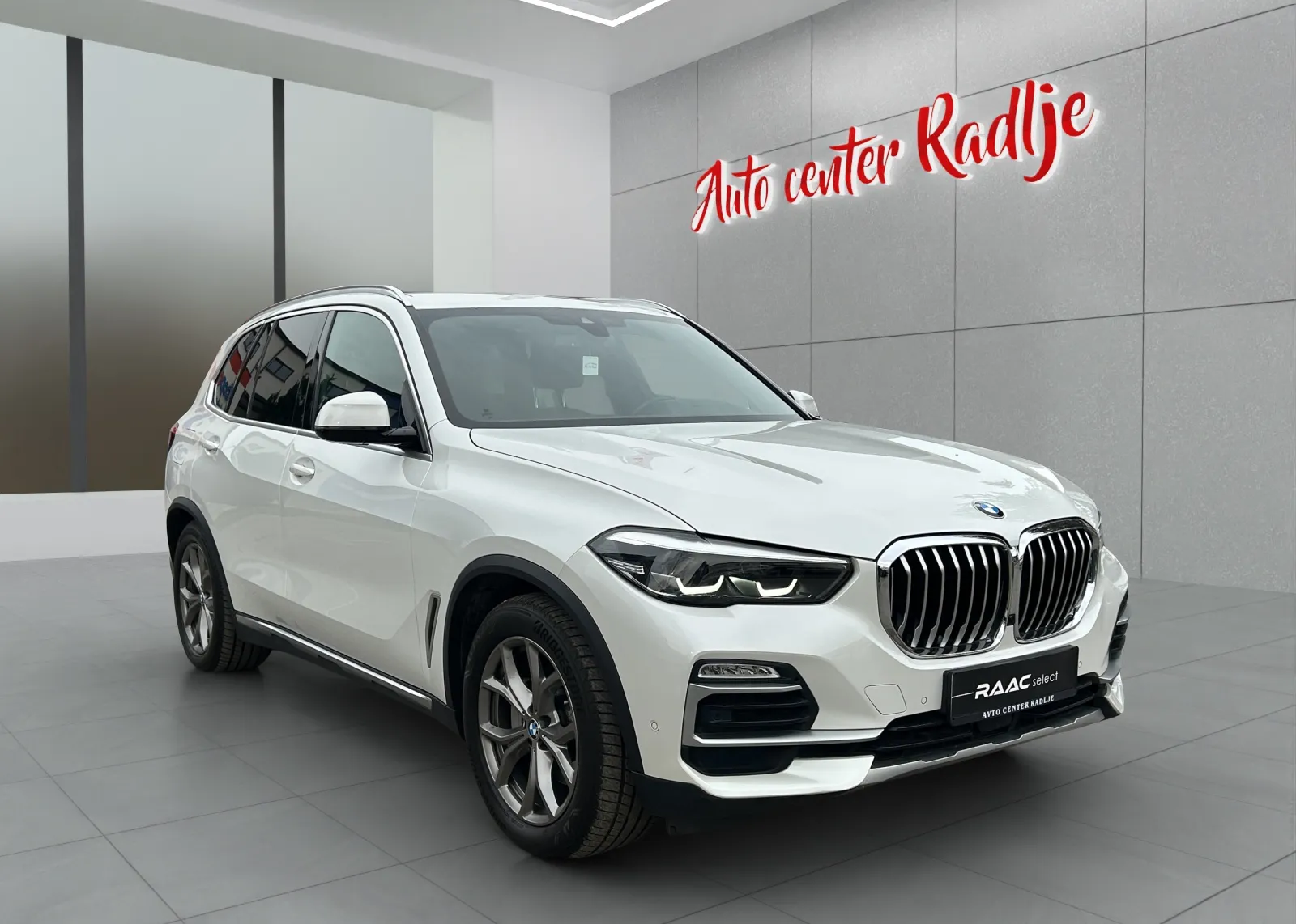 Zunanja slika - BMW X5 - xDrive30d Avt. - 1
