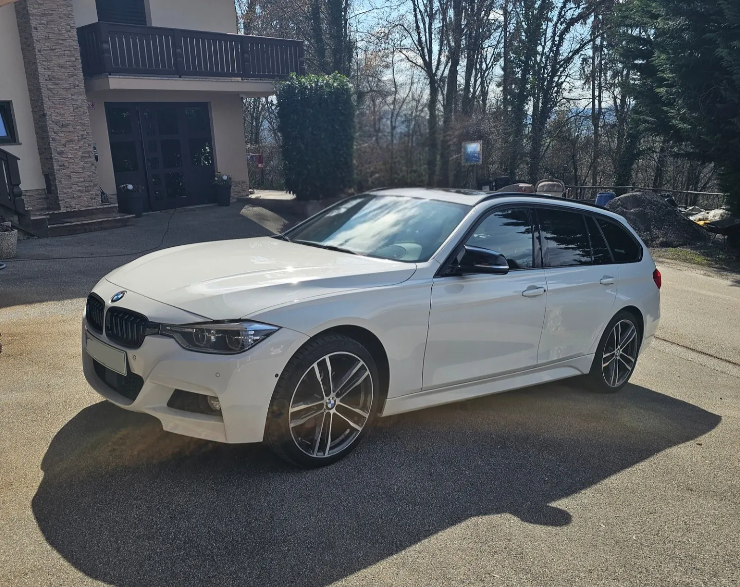 Zunanja slika - BMW Serija 3 - 320d xdrive touring M sport - 3