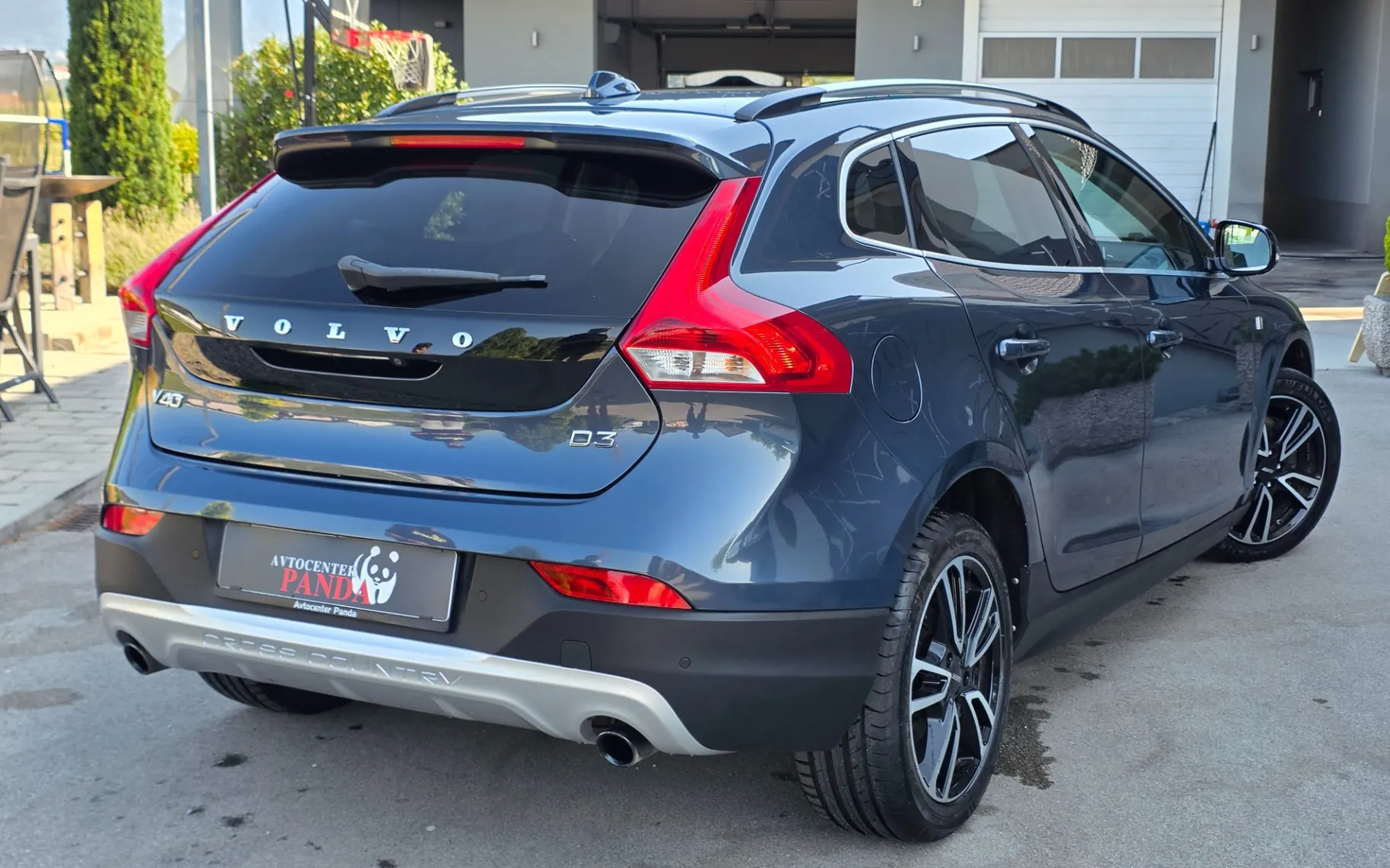 Zunanja slika - Volvo V40 - Cross Country D3 Aut. Ocean Race - 4